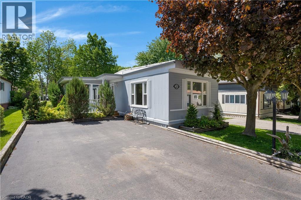 












120 MAPLE Crescent

,
Flamborough,




Ontario
N0B2J0

