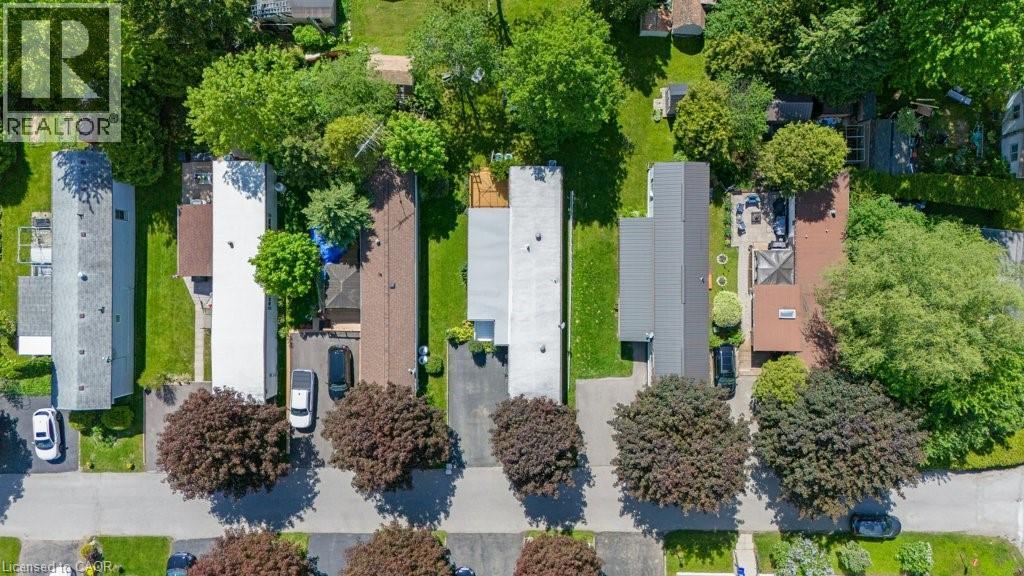 












120 MAPLE Crescent

,
Flamborough,




Ontario
N0B2J0


