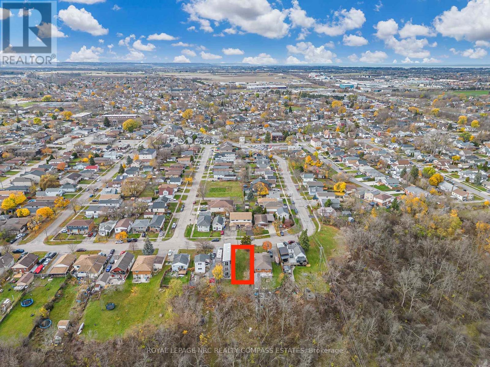 












15 HILLVIEW ROAD N

,
St. Catharines (Western Hill),







Ontario
L2S1S1

