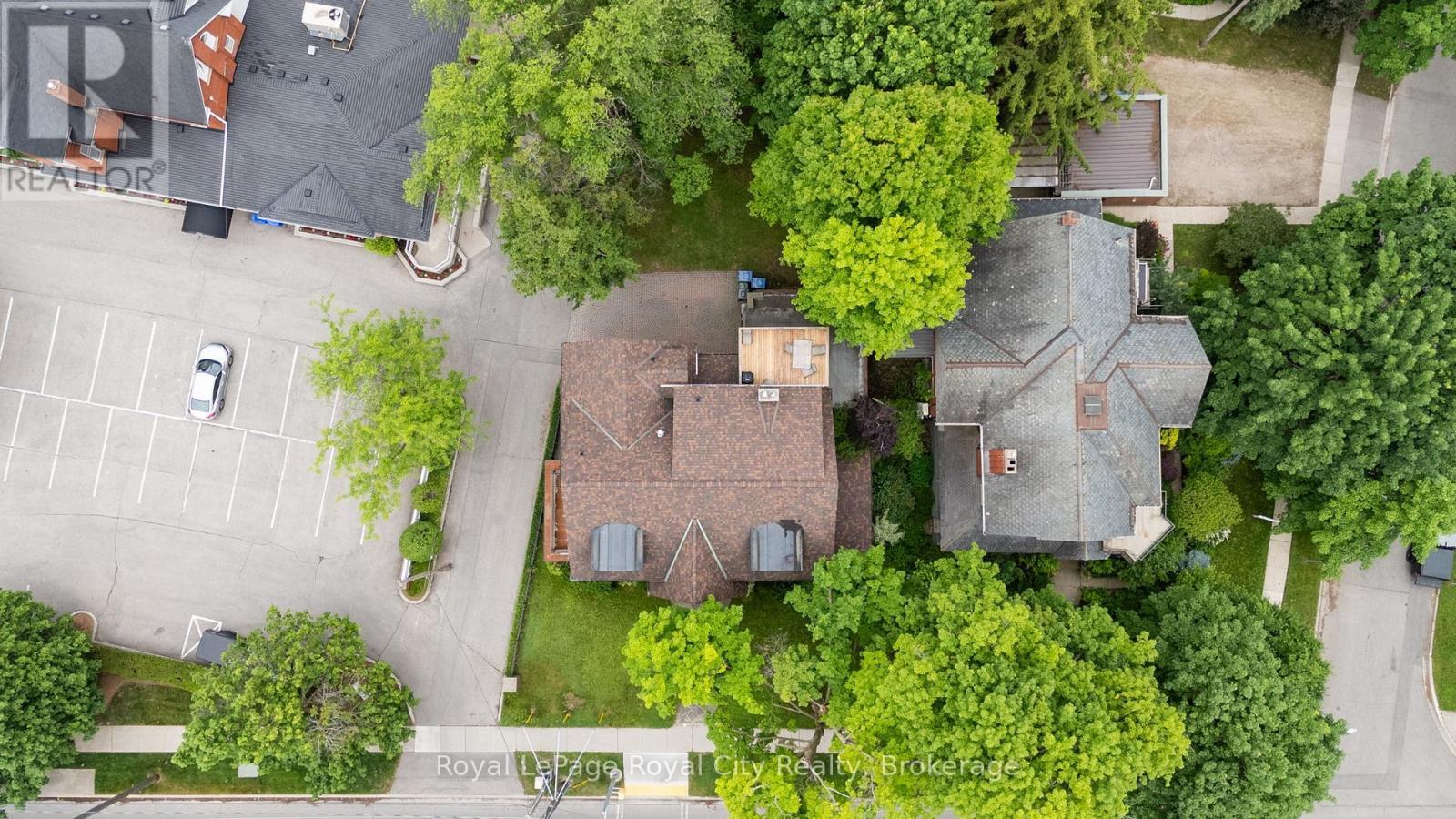 












76 LONDON ROAD W

,
Guelph (Exhibition Park),




Ontario
N1H2B7

