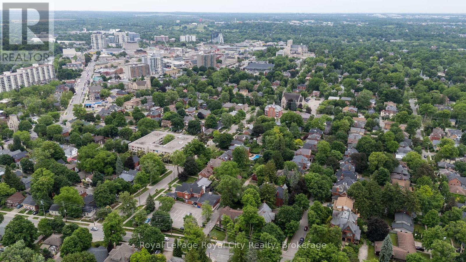 












76 LONDON ROAD W

,
Guelph (Exhibition Park),




Ontario
N1H2B7

