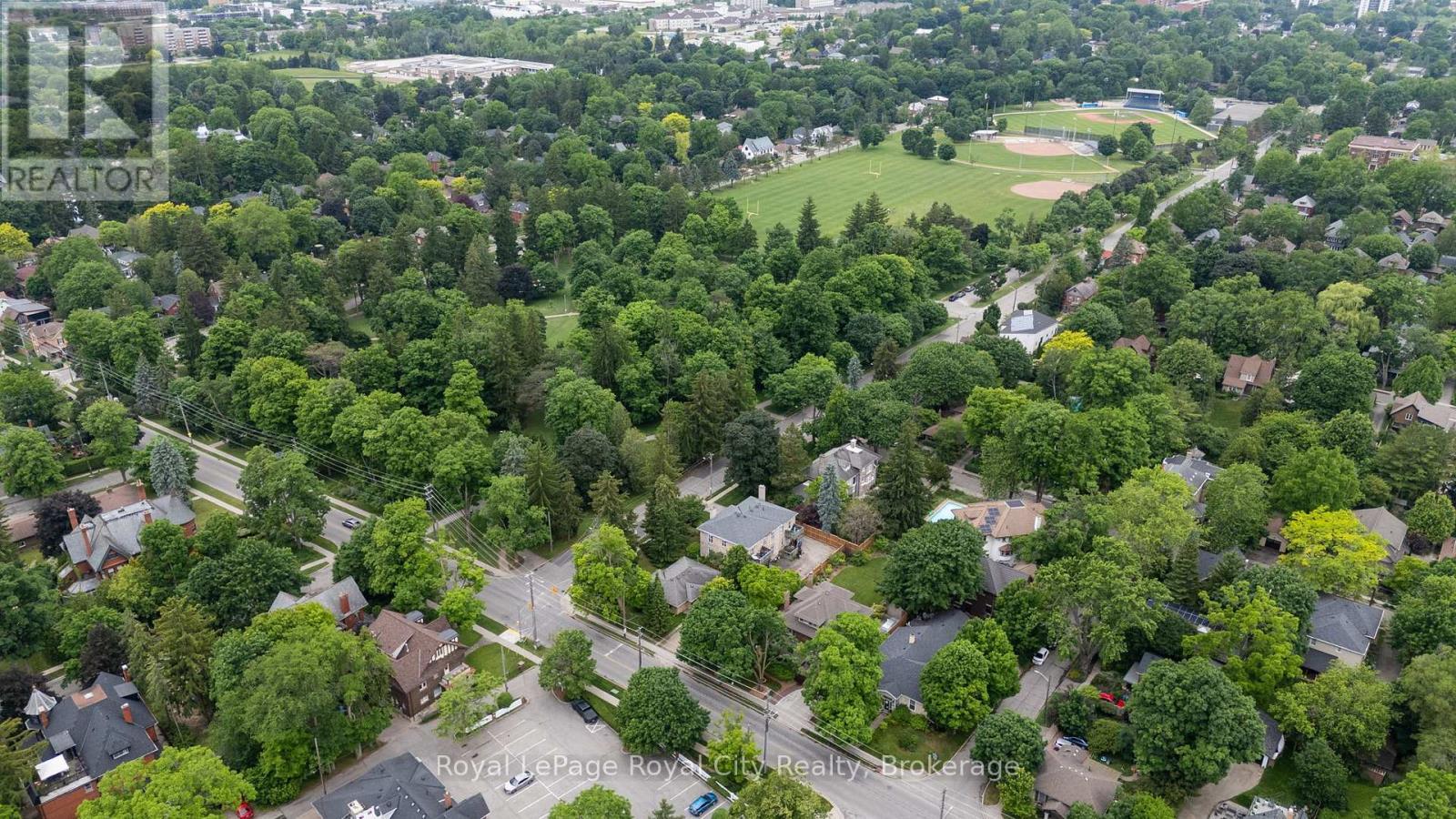 












76 LONDON ROAD W

,
Guelph (Exhibition Park),




Ontario
N1H2B7

