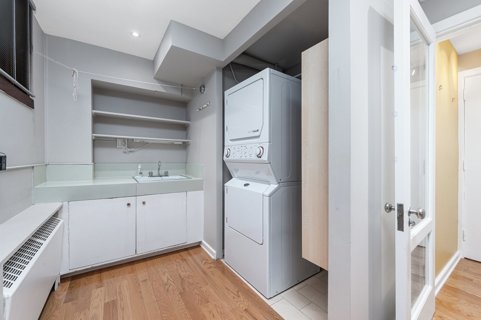 









4040


Av. de Trafalgar

,
Montréal (Ville-Marie),




QC
H3Y1R2

