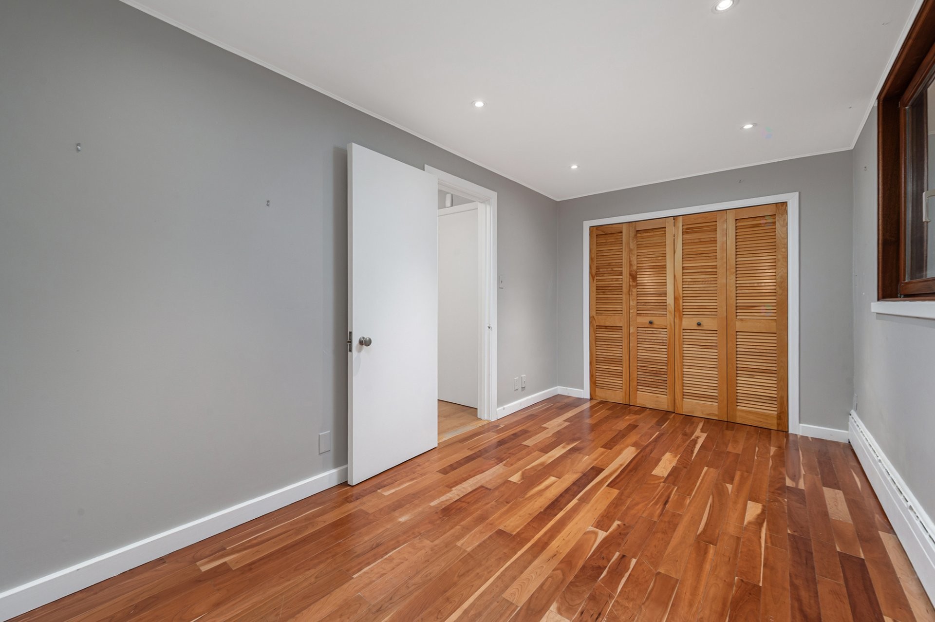 









4040


Av. de Trafalgar

,
Montréal (Ville-Marie),




QC
H3Y1R2


