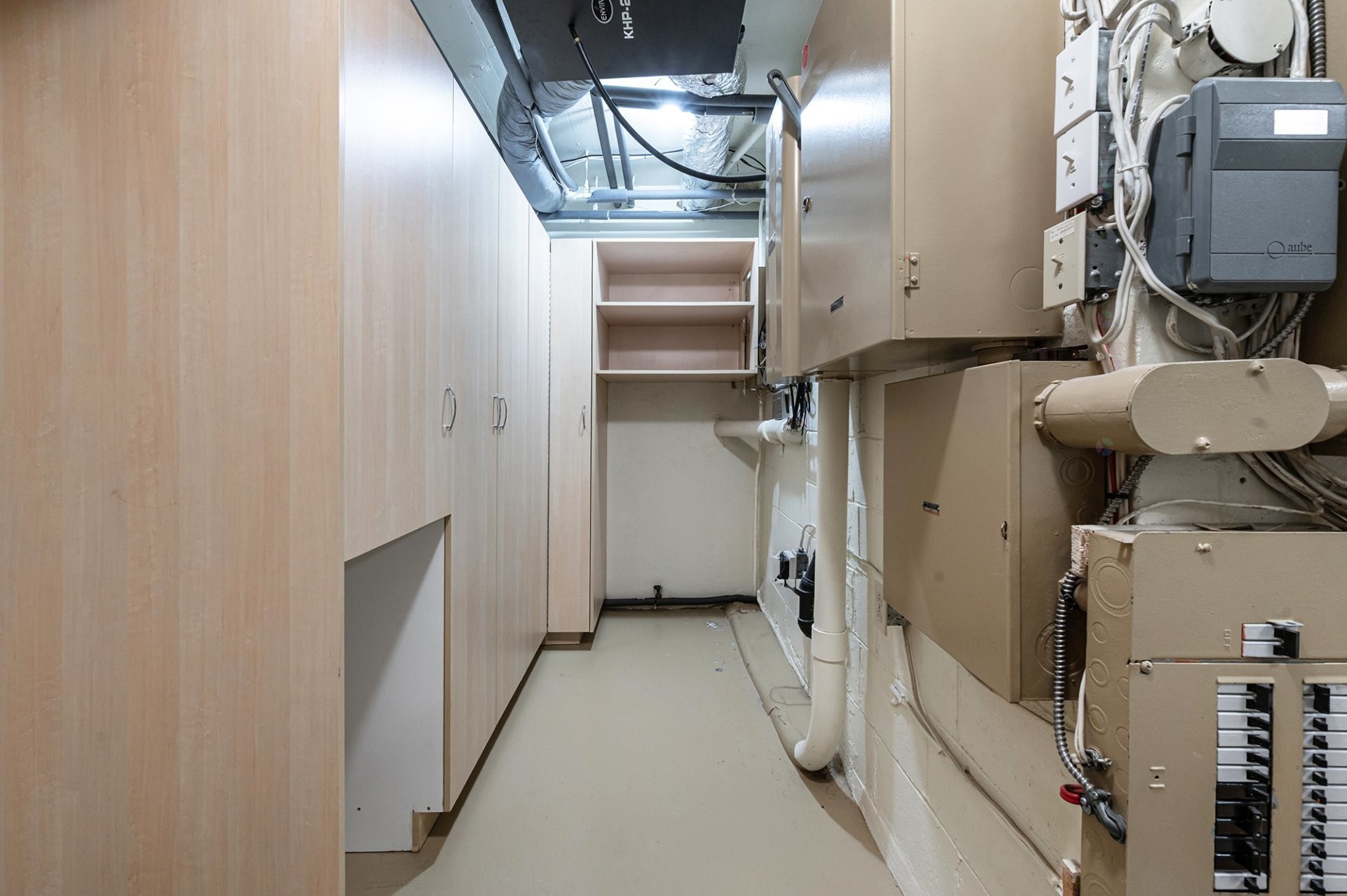 









4040


Av. de Trafalgar

,
Montréal (Ville-Marie),




QC
H3Y1R2


