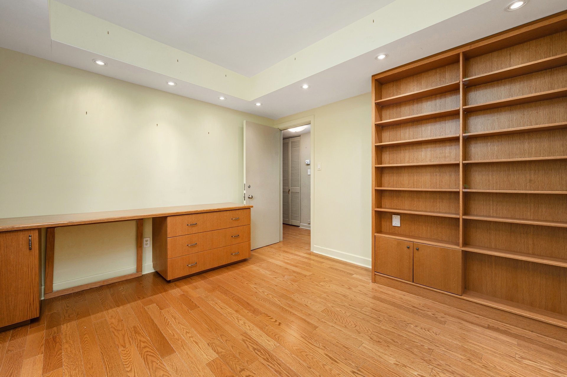 









4040


Av. de Trafalgar

,
Montréal (Ville-Marie),




QC
H3Y1R2

