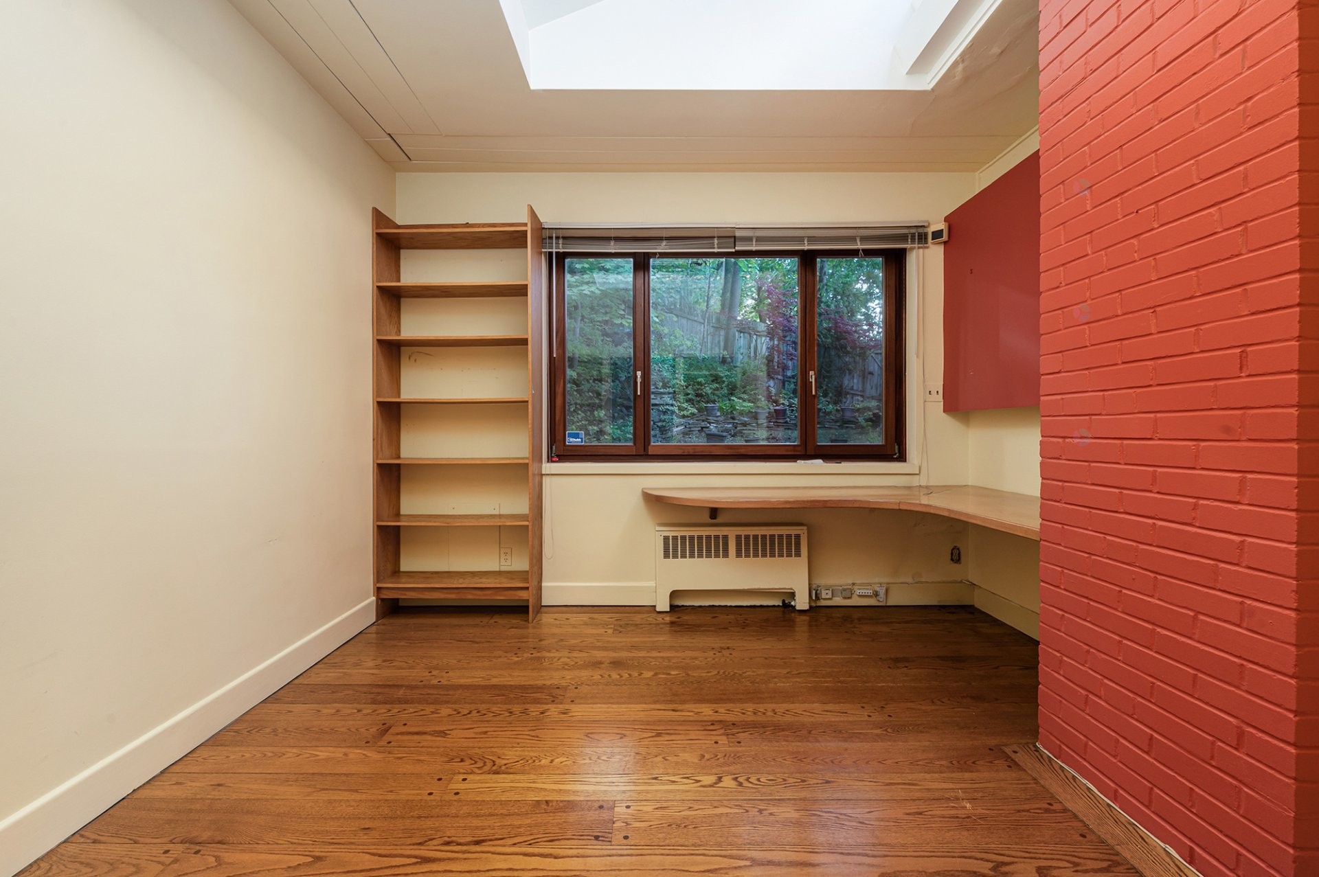 









4040


Av. de Trafalgar

,
Montréal (Ville-Marie),




QC
H3Y1R2

