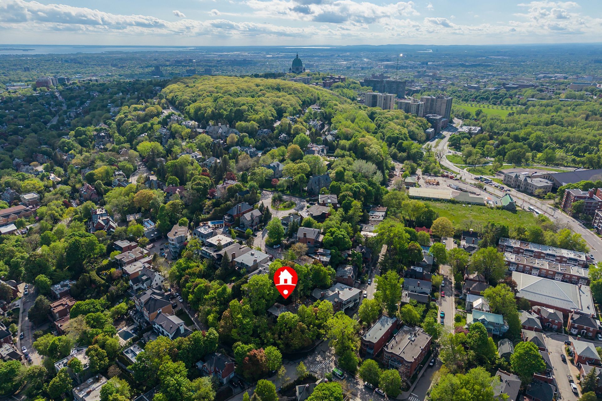 









4040


Av. de Trafalgar

,
Montréal (Ville-Marie),




QC
H3Y1R2

