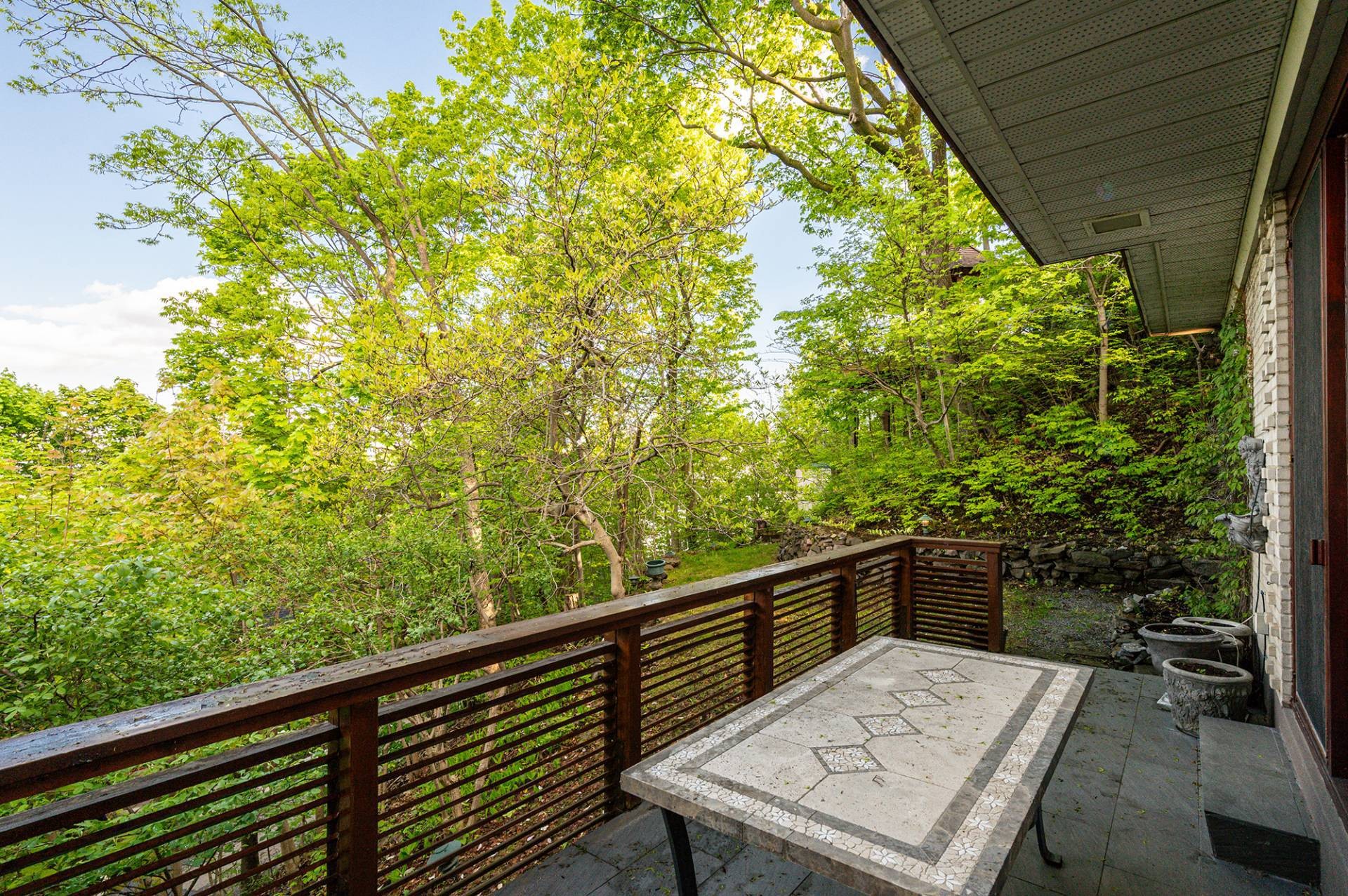 









4040


Av. de Trafalgar

,
Montréal (Ville-Marie),




QC
H3Y1R2


