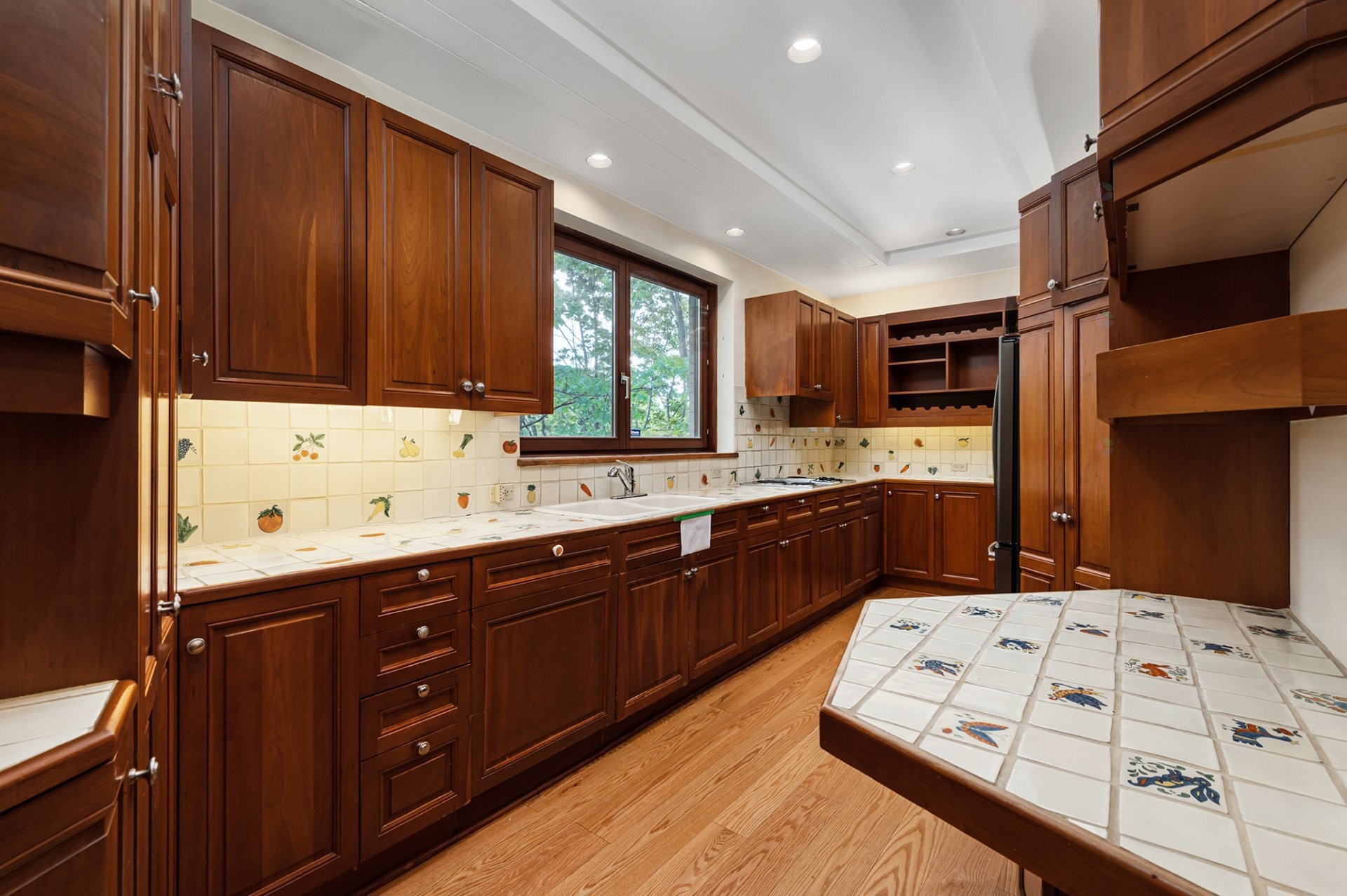 









4040


Av. de Trafalgar

,
Montréal (Ville-Marie),




QC
H3Y1R2

