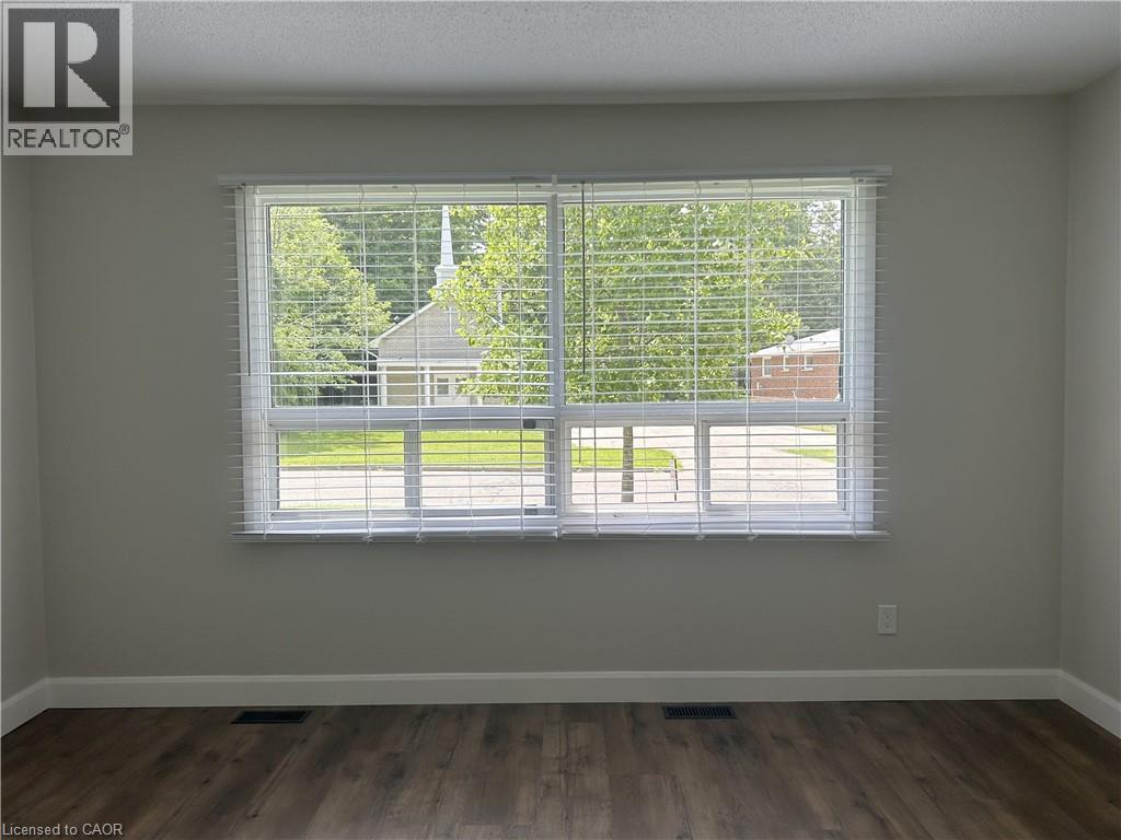 












57 OAKWOOD Avenue

,
Simcoe,




Ontario
N3Y1H6

