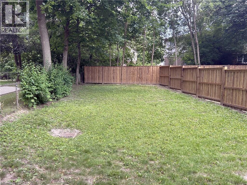 












57 OAKWOOD Avenue

,
Simcoe,




Ontario
N3Y1H6

