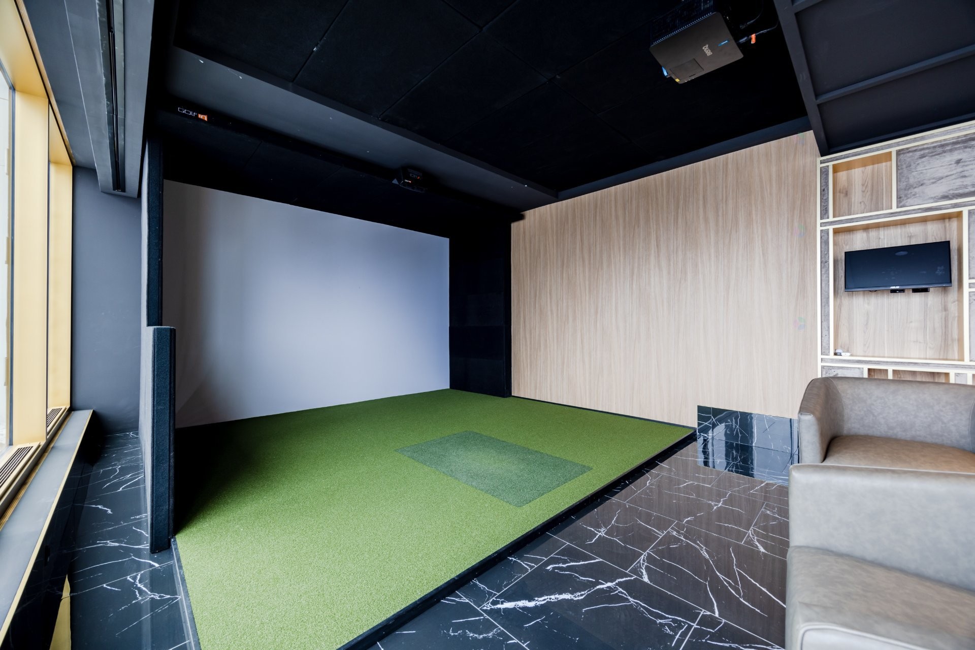 









2060


Rue Peel

, 1701,
Montréal (Ville-Marie),




QC
H3A0J1

