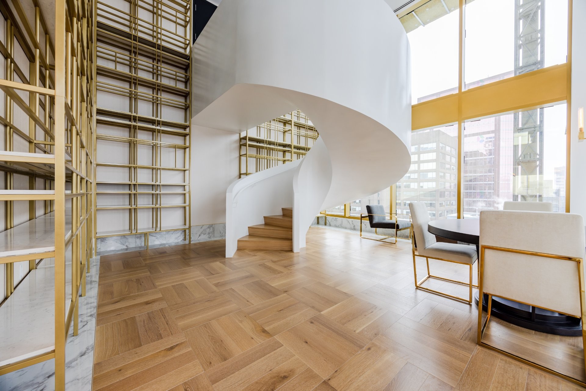 









2060


Rue Peel

, 1701,
Montréal (Ville-Marie),




QC
H3A0J1

