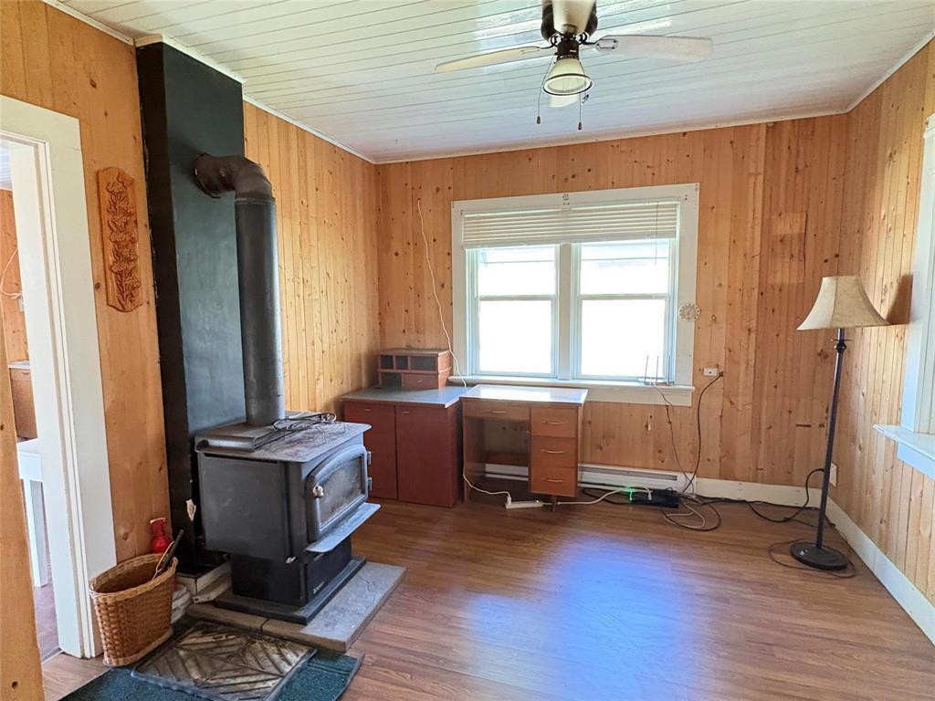 












214 Black Avenue W

,
Oakburn,




Manitoba
R0J1L0


