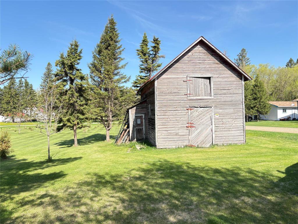 












214 Black Avenue W

,
Oakburn,




Manitoba
R0J1L0

