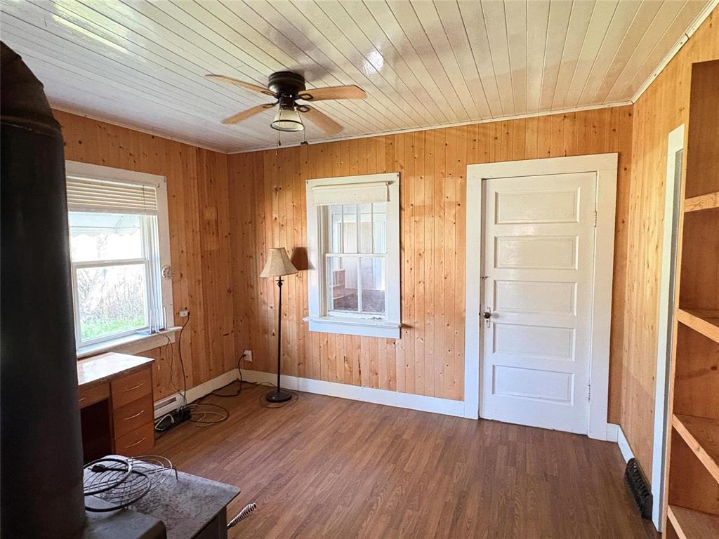 












214 Black Avenue W

,
Oakburn,




Manitoba
R0J1L0

