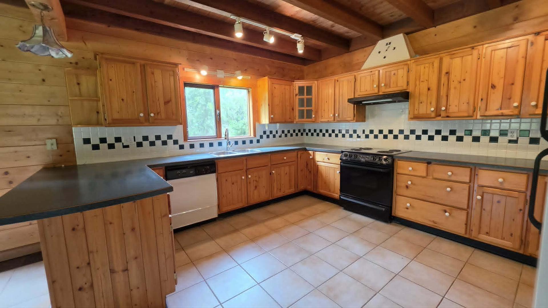 









71


Byers

Road,
Cherryville,




BC
V0E 2G1

