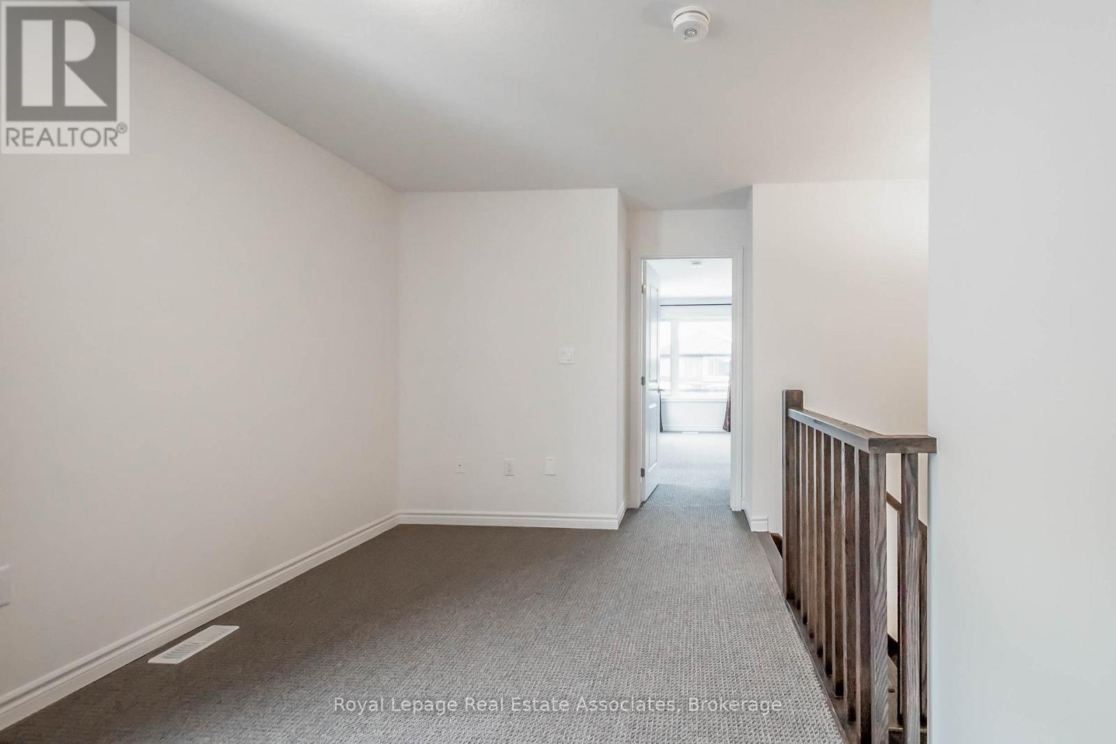 












3981 CROWN STREET

,
Lincoln,




Ontario
L0R1B4

