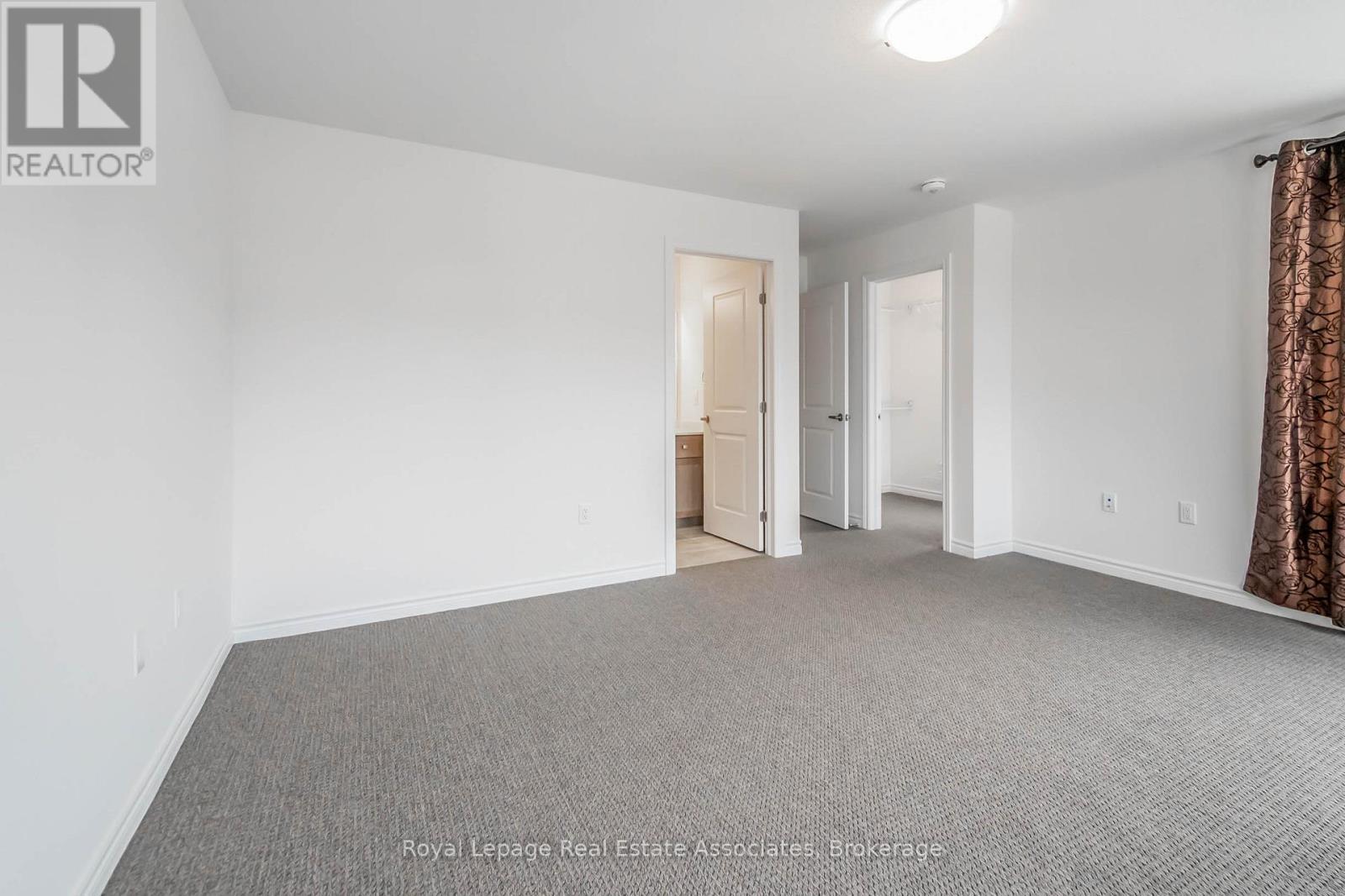 












3981 CROWN STREET

,
Lincoln,




Ontario
L0R1B4

