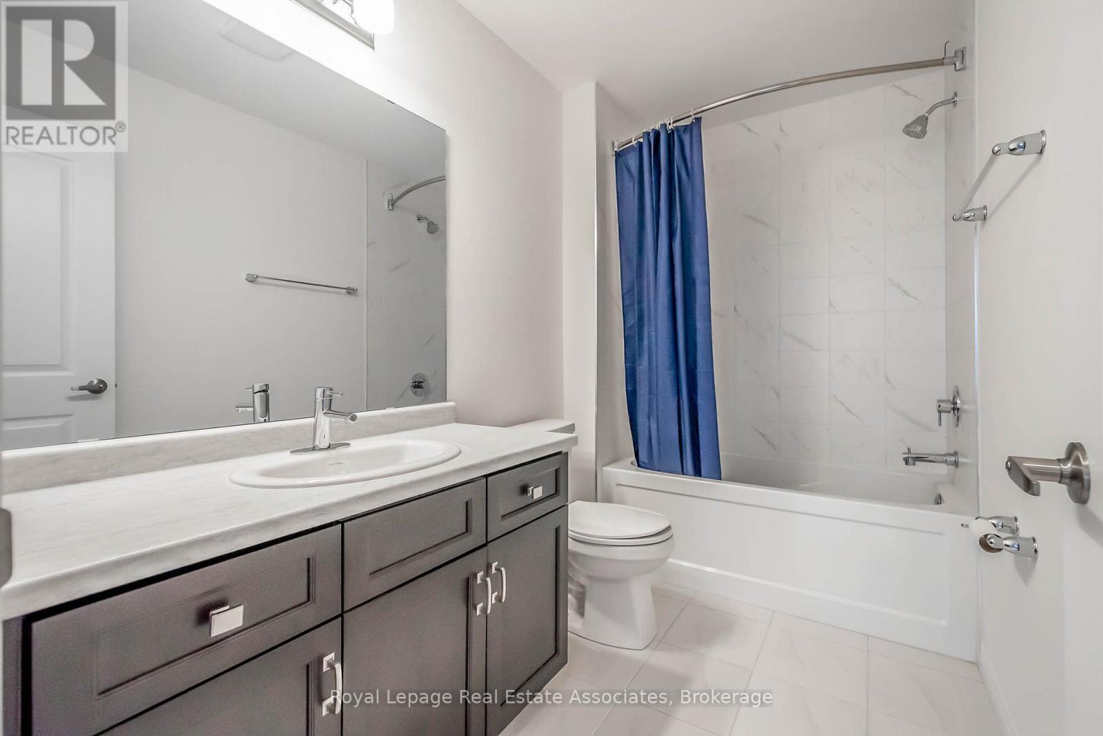 












3981 CROWN STREET

,
Lincoln,




Ontario
L0R1B4

