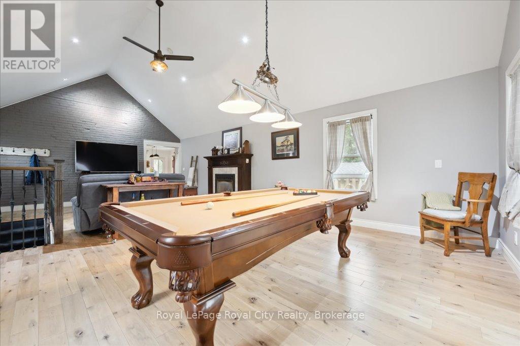 












42 BIELBY STREET

,
East Luther Grand Valley (Grand Valley),




Ontario
L9W5N3

