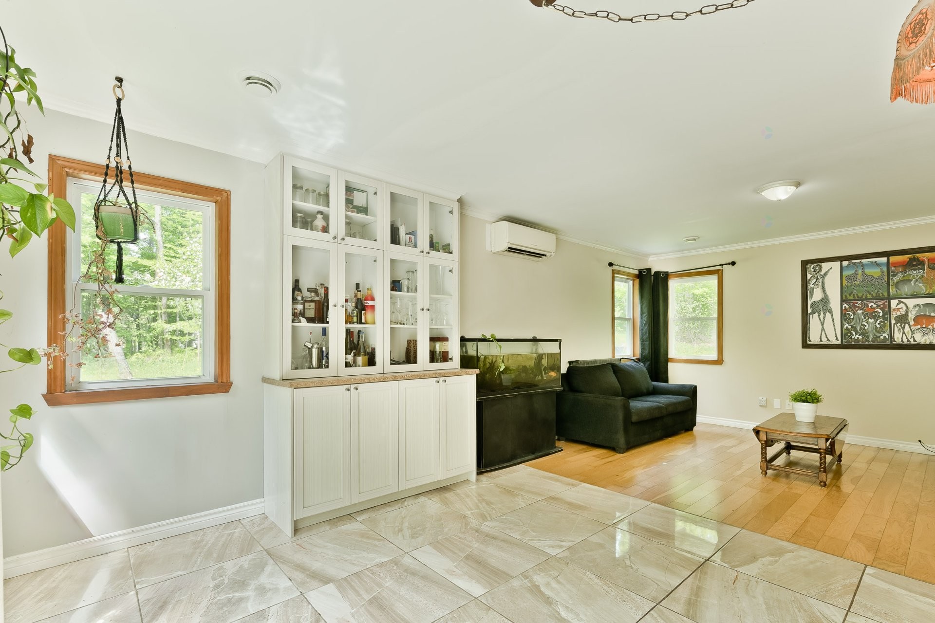 









355


Rue des Trembles

,
Saint-Georges-de-Windsor,




QC
J0A1J0

