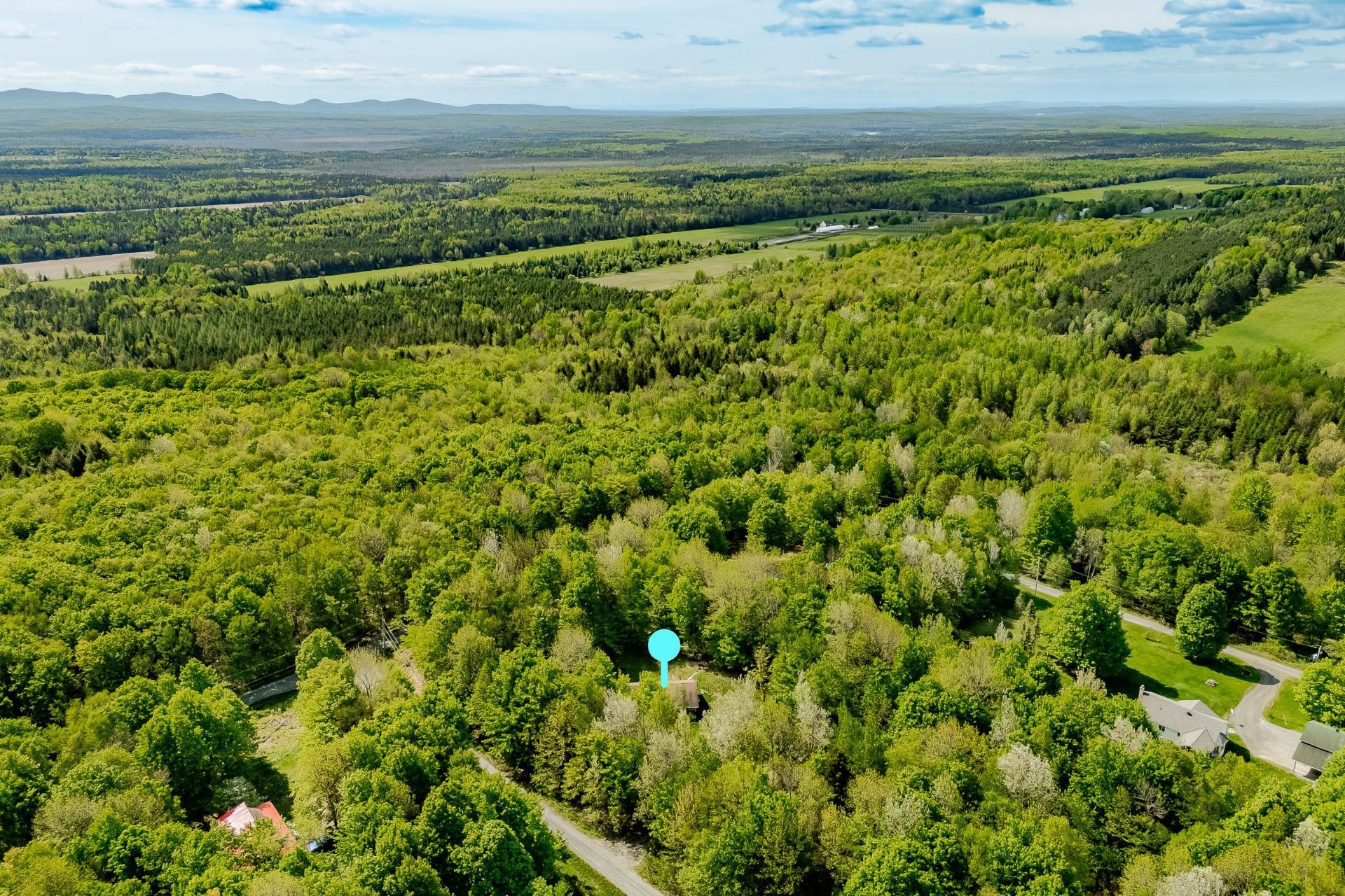 









355


Rue des Trembles

,
Saint-Georges-de-Windsor,




QC
J0A1J0

