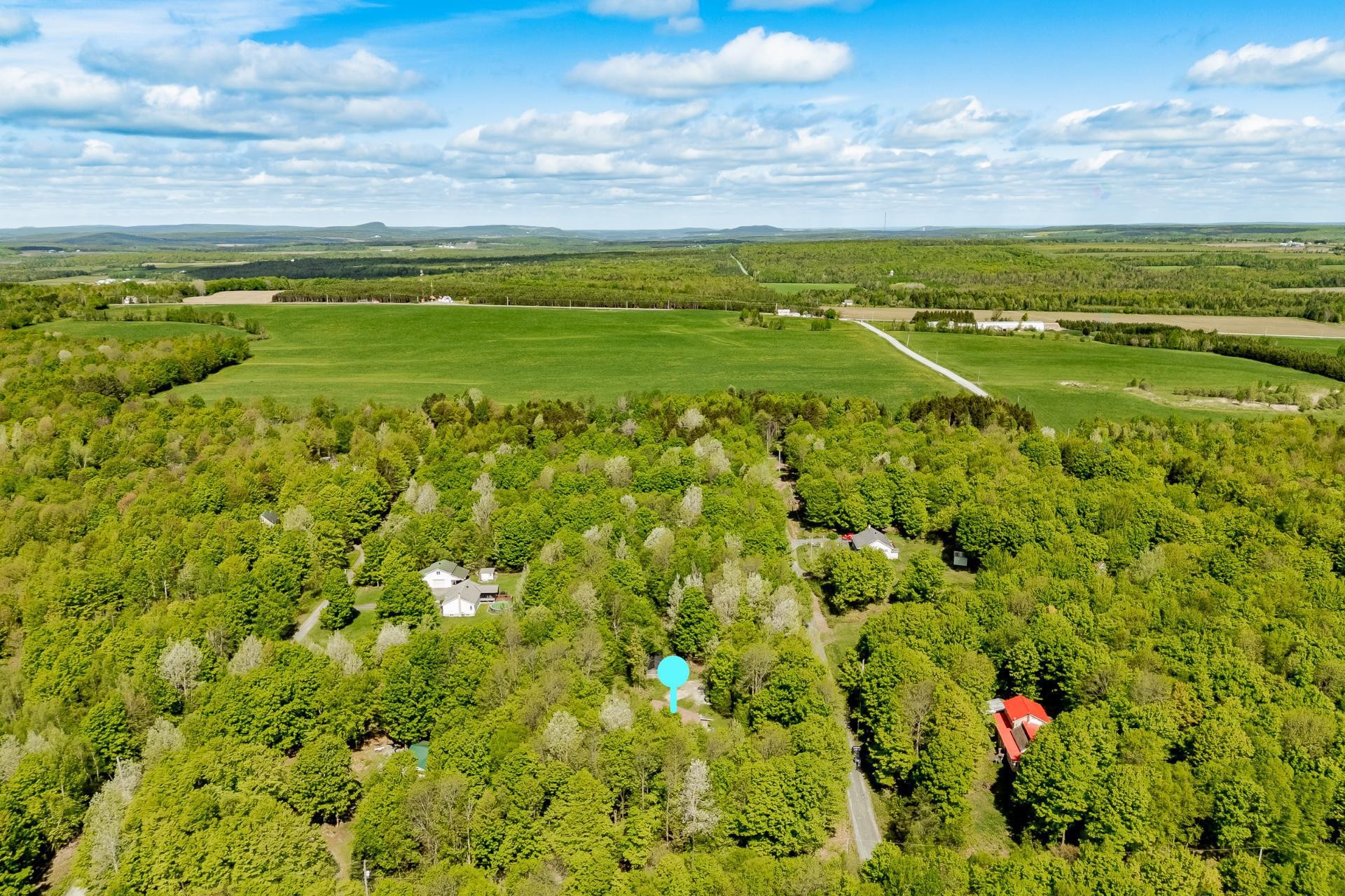 









355


Rue des Trembles

,
Saint-Georges-de-Windsor,




QC
J0A1J0

