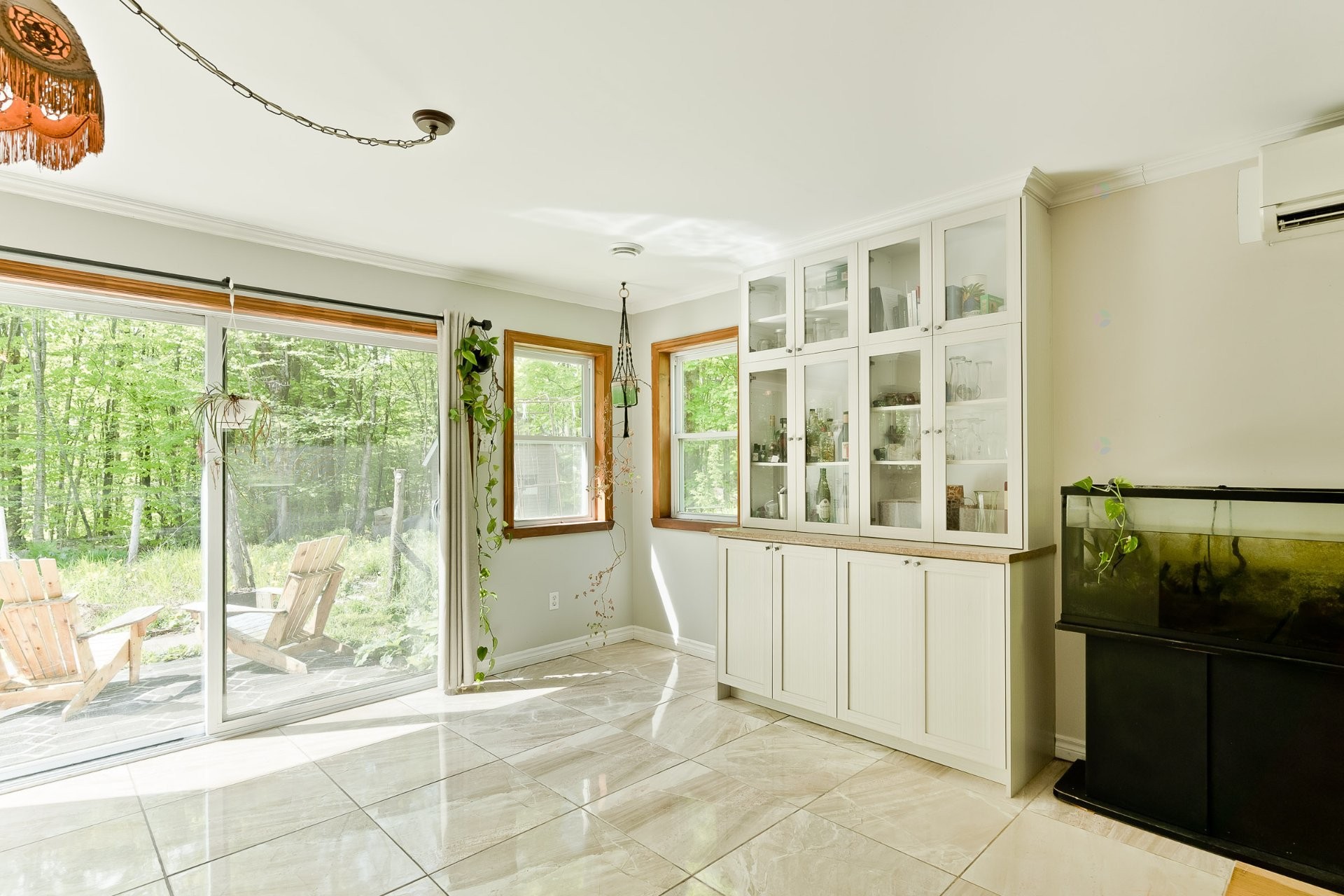 









355


Rue des Trembles

,
Saint-Georges-de-Windsor,




QC
J0A1J0

