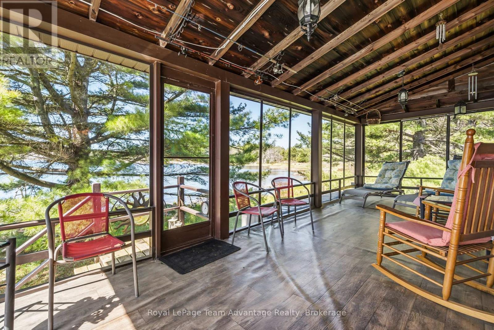 












121 RATTLEBEAR DRIVE

,
The Archipelago (Archipelago North),




Ontario
P0G1K0

