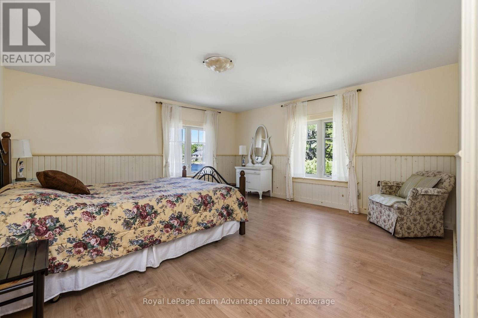 












121 RATTLEBEAR DRIVE

,
The Archipelago (Archipelago North),




Ontario
P0G1K0

