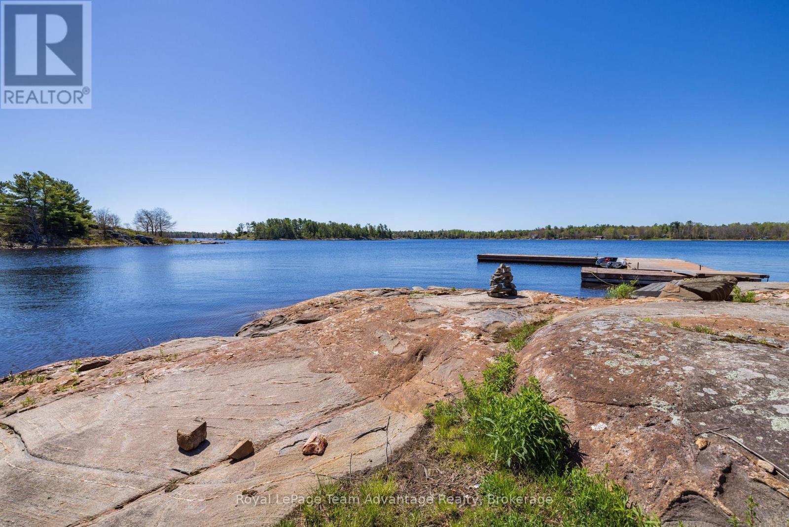 












121 RATTLEBEAR DRIVE

,
The Archipelago (Archipelago North),




Ontario
P0G1K0

