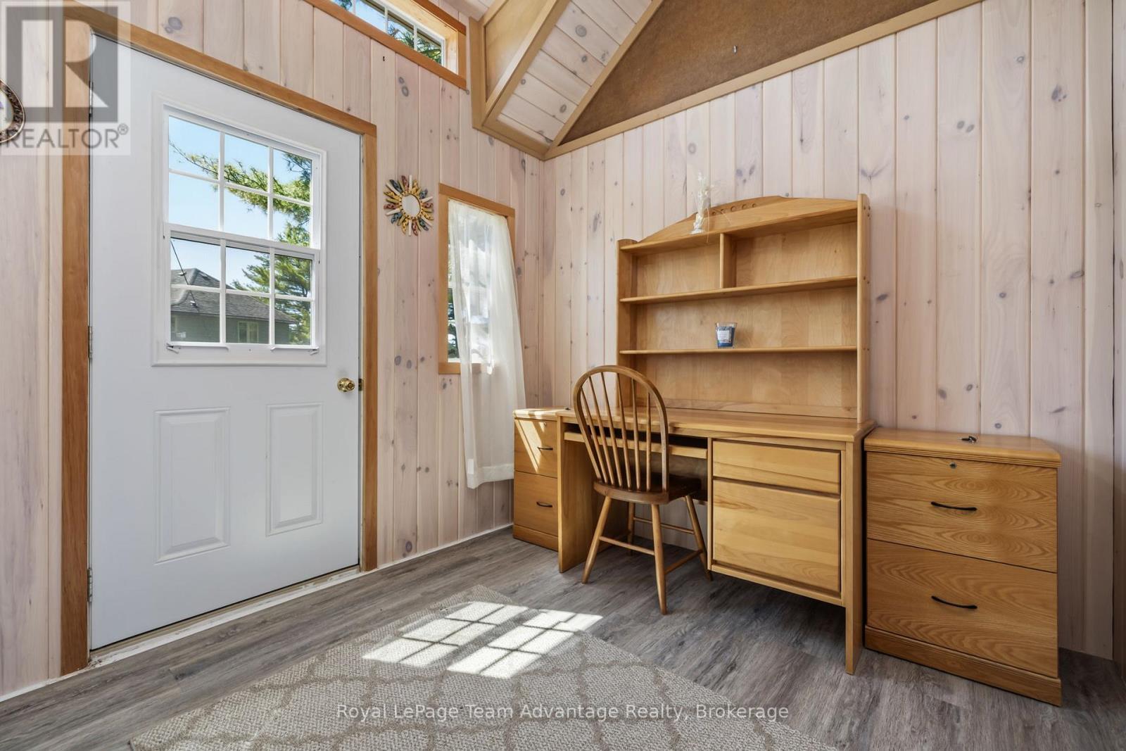 












121 RATTLEBEAR DRIVE

,
The Archipelago (Archipelago North),




Ontario
P0G1K0

