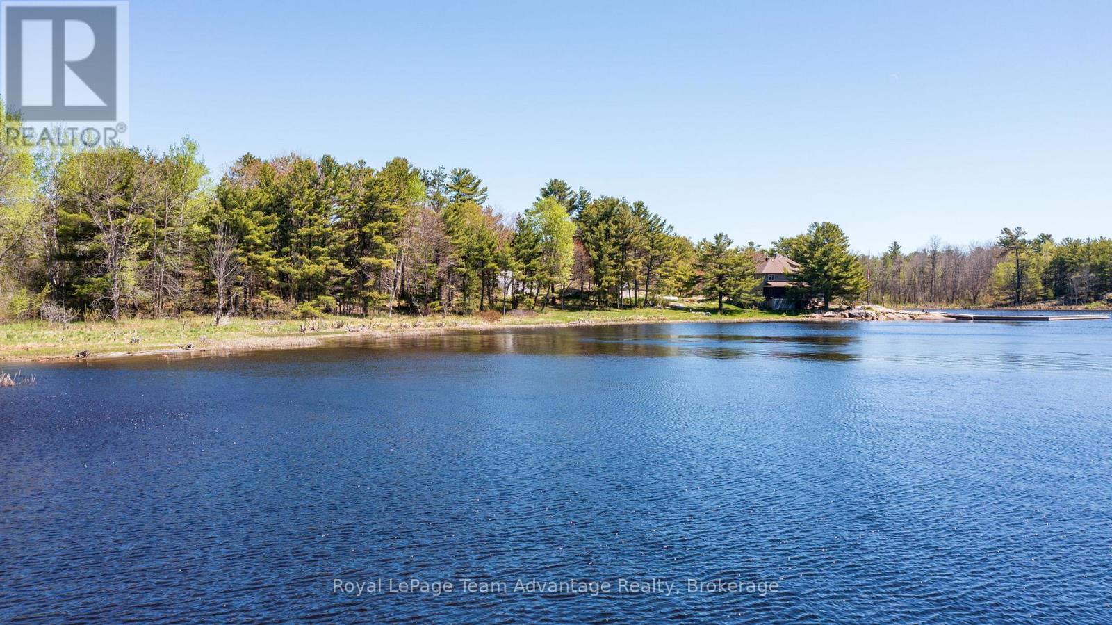 












121 RATTLEBEAR DRIVE

,
The Archipelago (Archipelago North),




Ontario
P0G1K0

