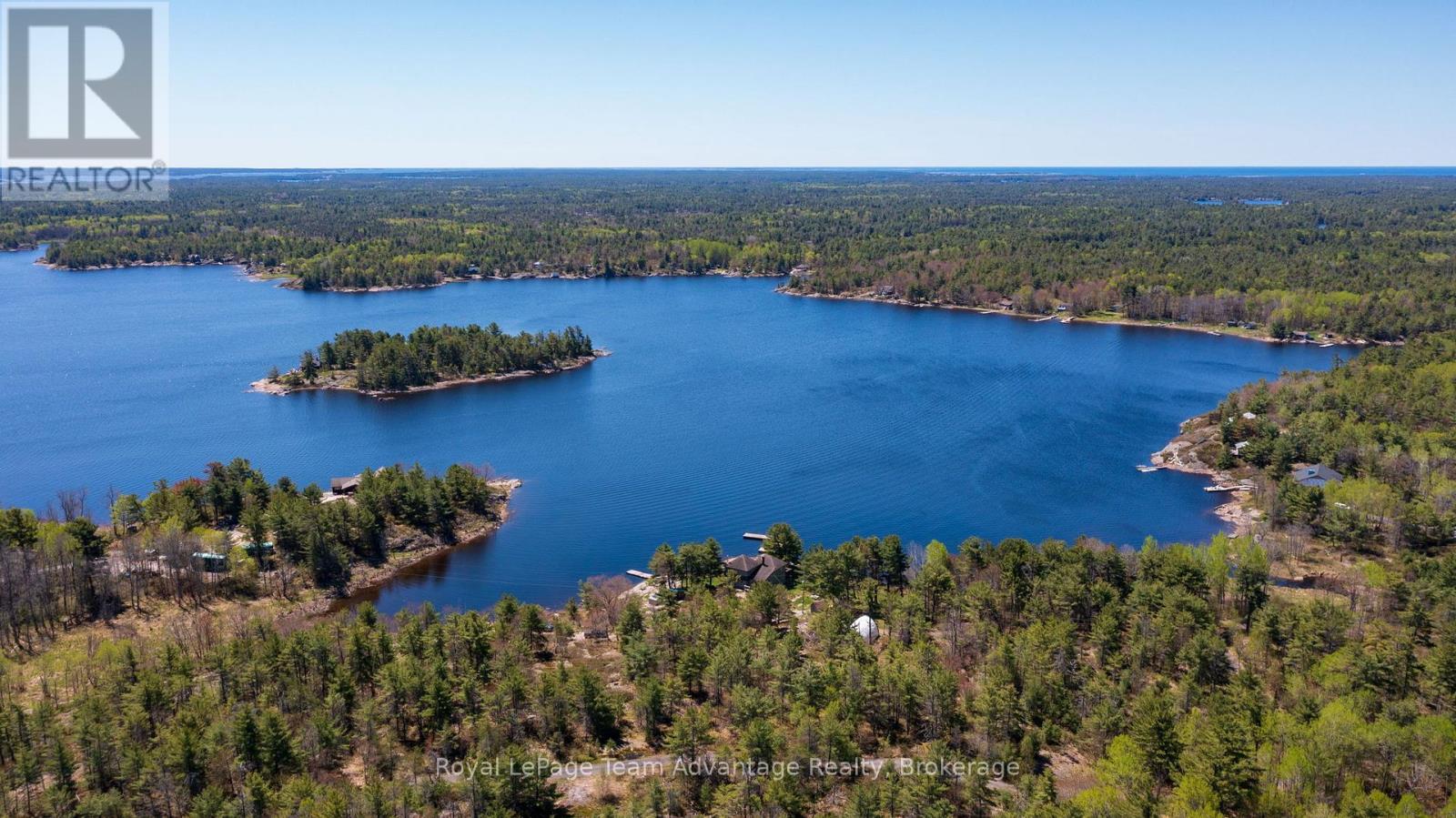 












121 RATTLEBEAR DRIVE

,
The Archipelago (Archipelago North),




Ontario
P0G1K0

