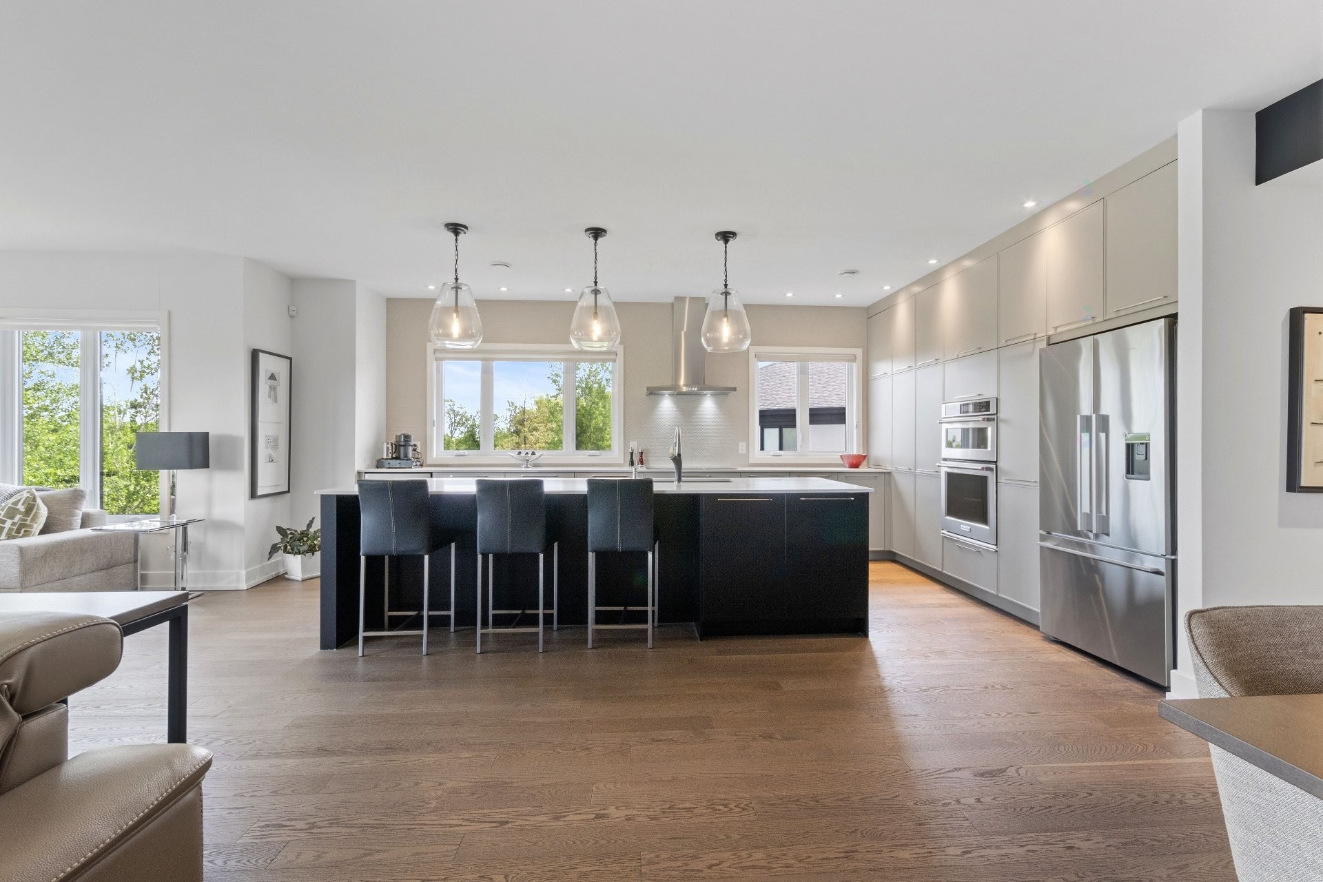 









3440


Rue Edmond-Hardy

, 202,
Longueuil (Le Vieux-Longueuil),




QC
J4N0K1

