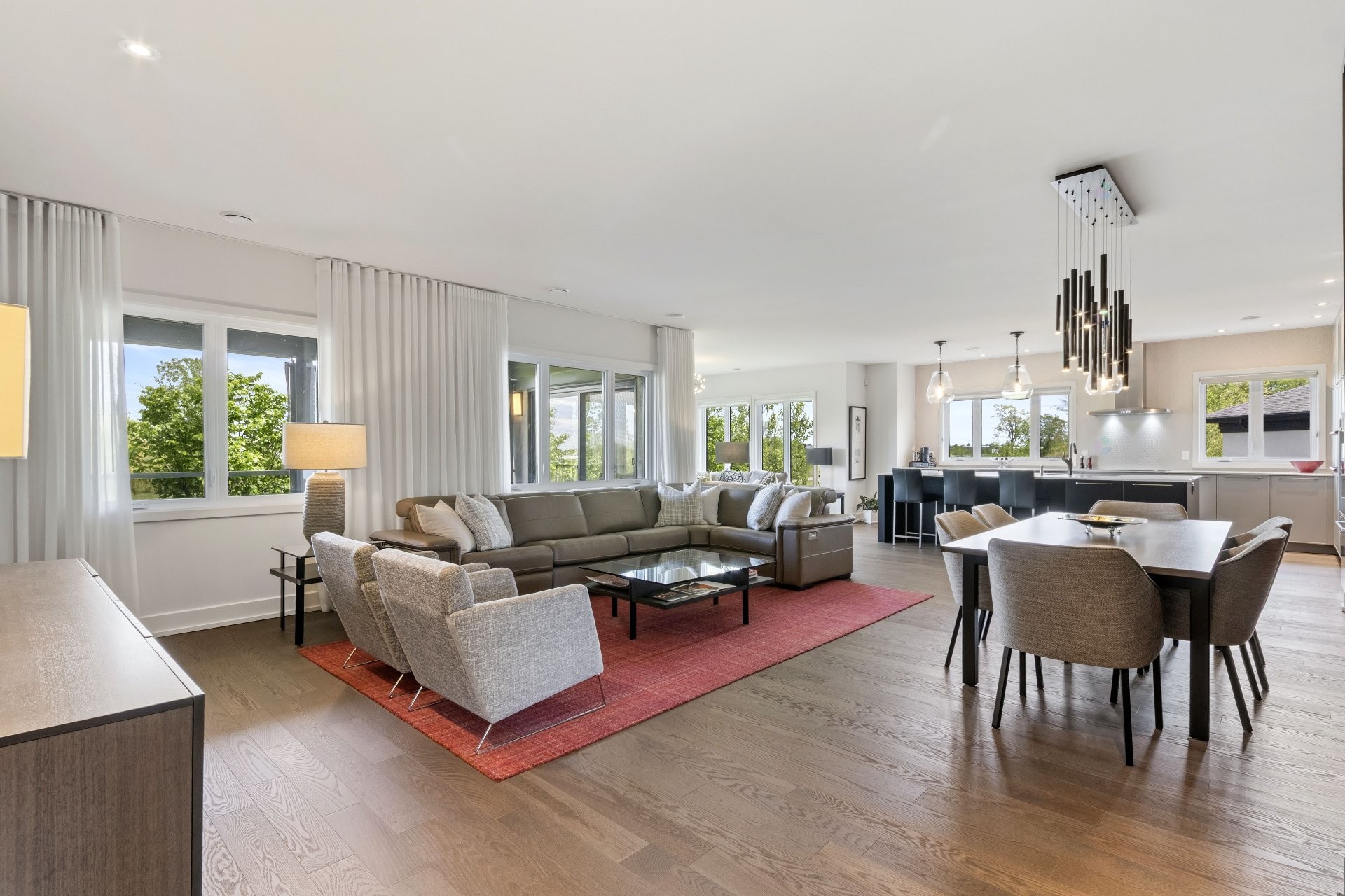 









3440


Rue Edmond-Hardy

, 202,
Longueuil (Le Vieux-Longueuil),




QC
J4N0K1


