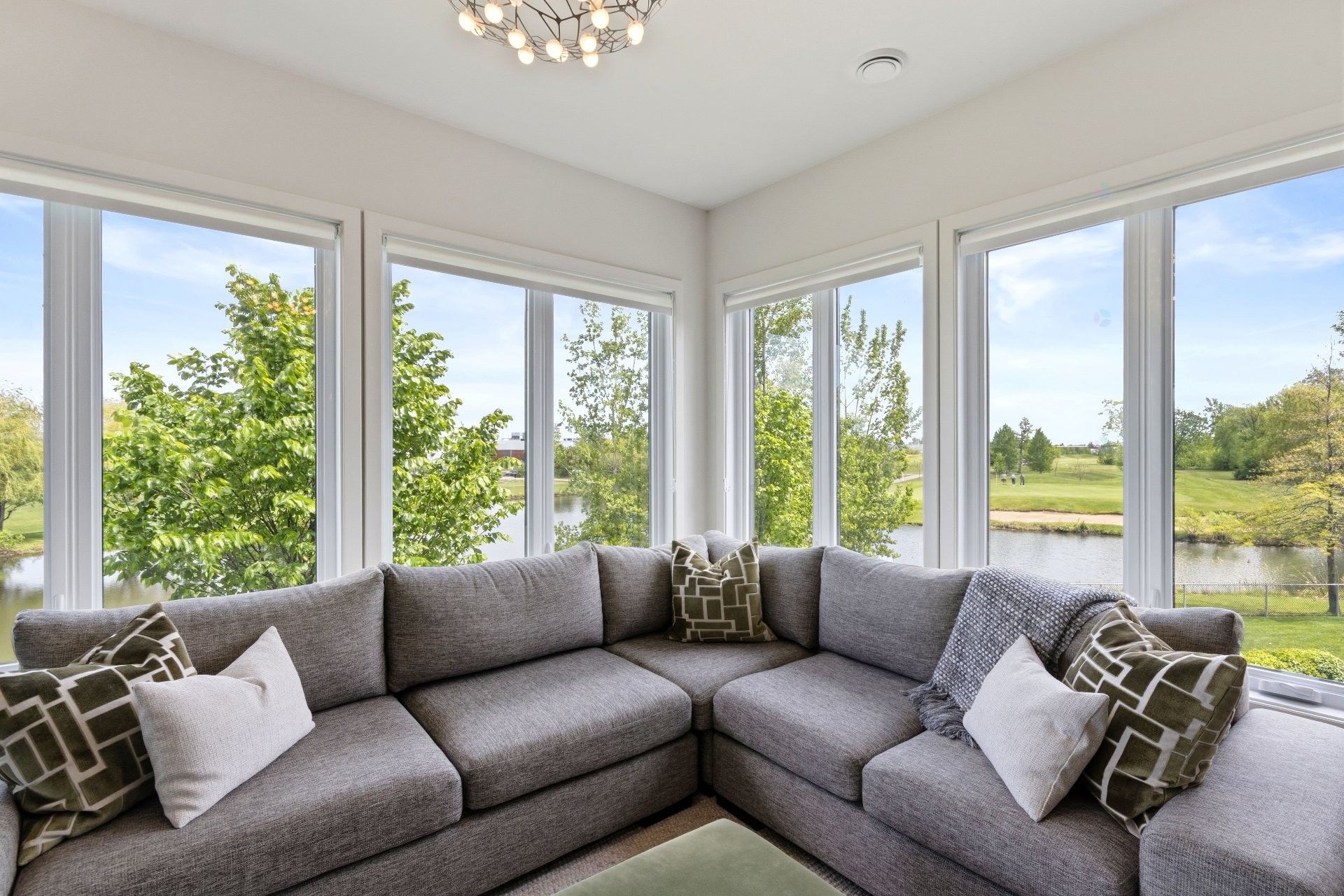 









3440


Rue Edmond-Hardy

, 202,
Longueuil (Le Vieux-Longueuil),




QC
J4N0K1


