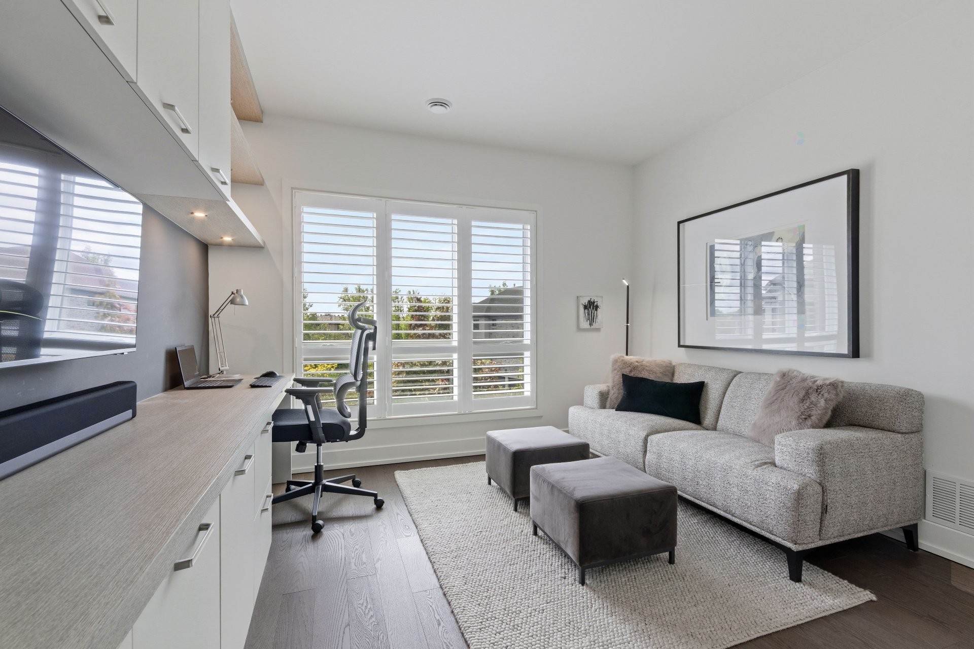 









3440


Rue Edmond-Hardy

, 202,
Longueuil (Le Vieux-Longueuil),




QC
J4N0K1

