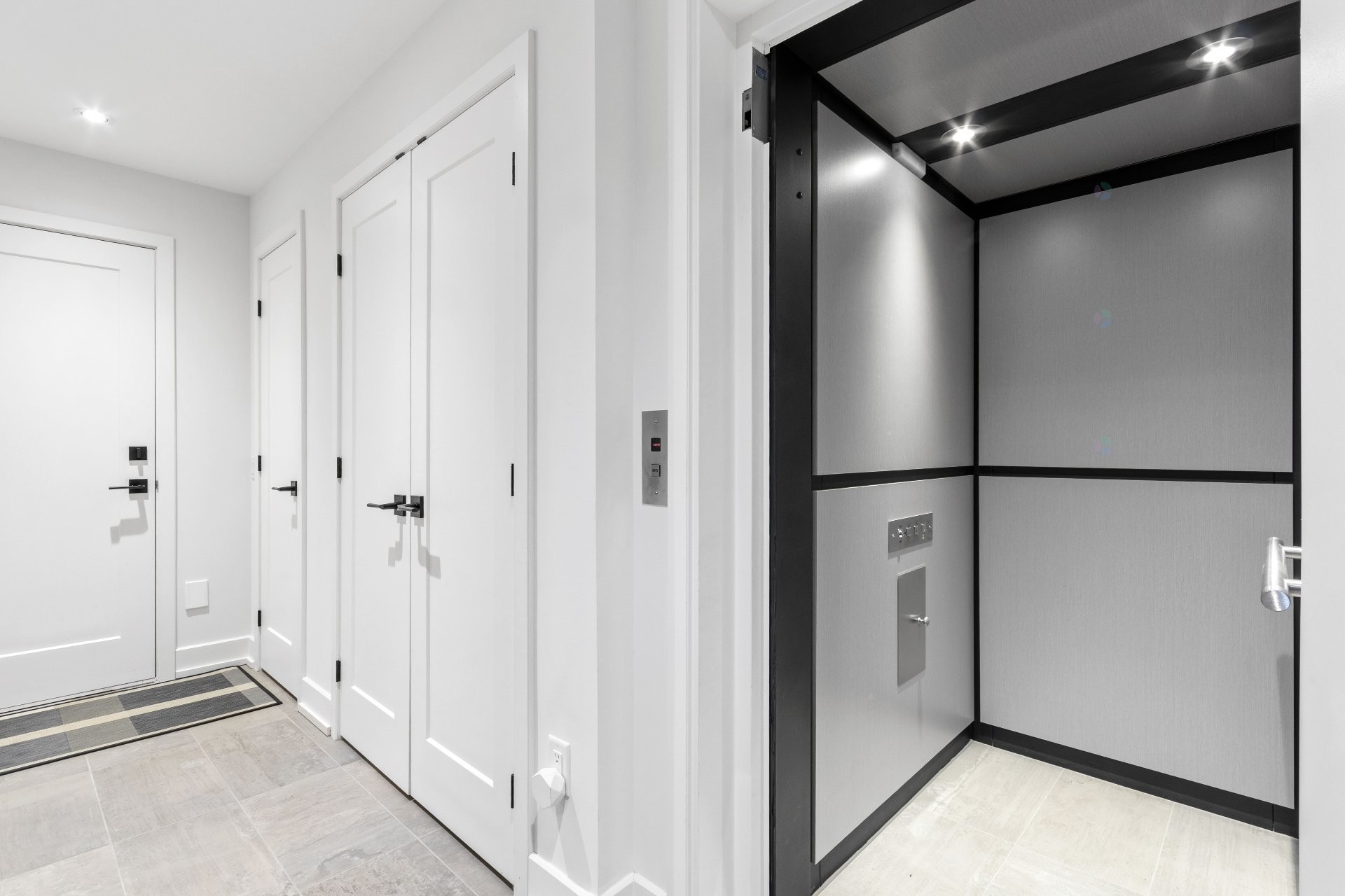 









3440


Rue Edmond-Hardy

, 202,
Longueuil (Le Vieux-Longueuil),




QC
J4N0K1

