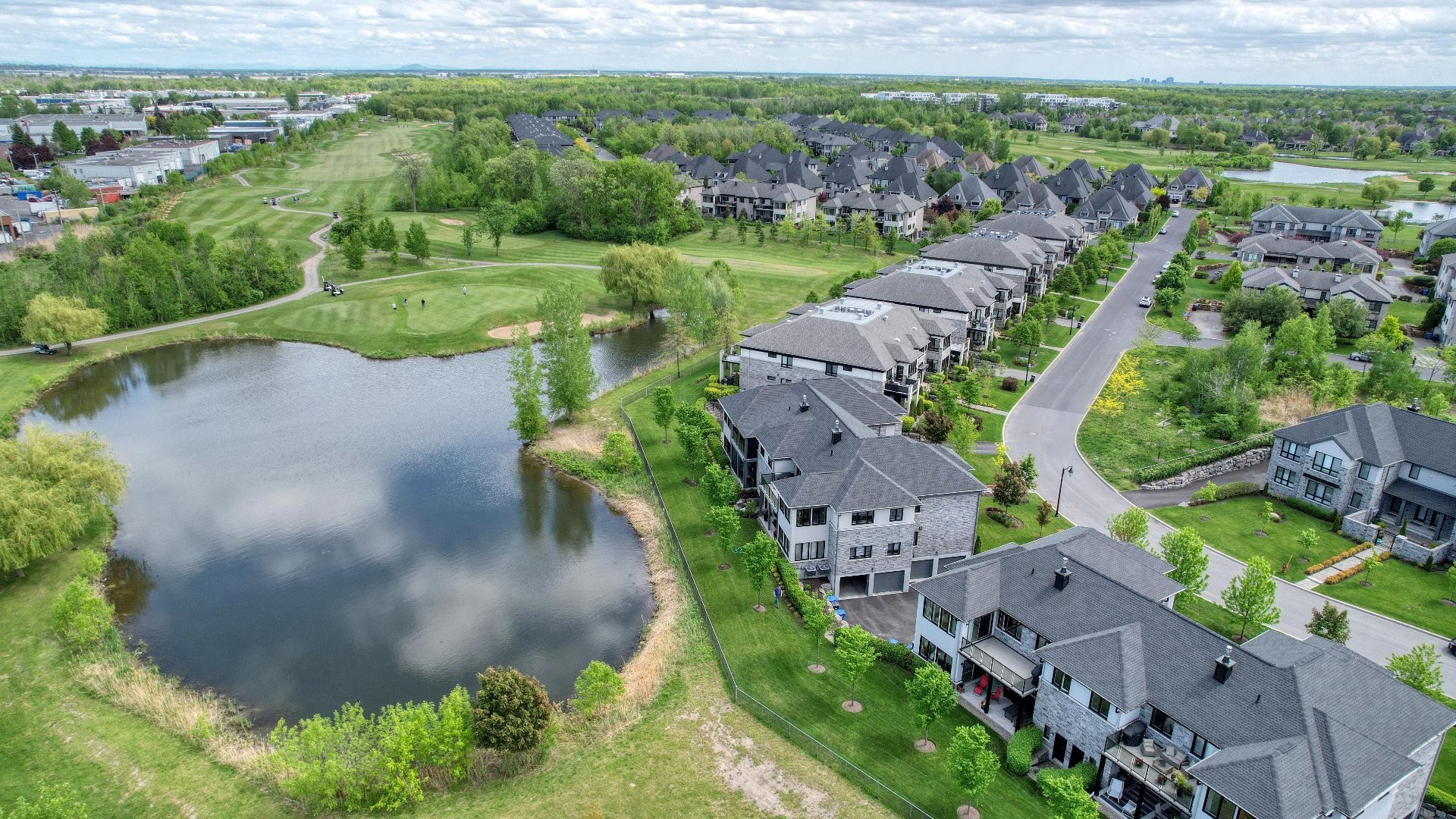 









3440


Rue Edmond-Hardy

, 202,
Longueuil (Le Vieux-Longueuil),




QC
J4N0K1

