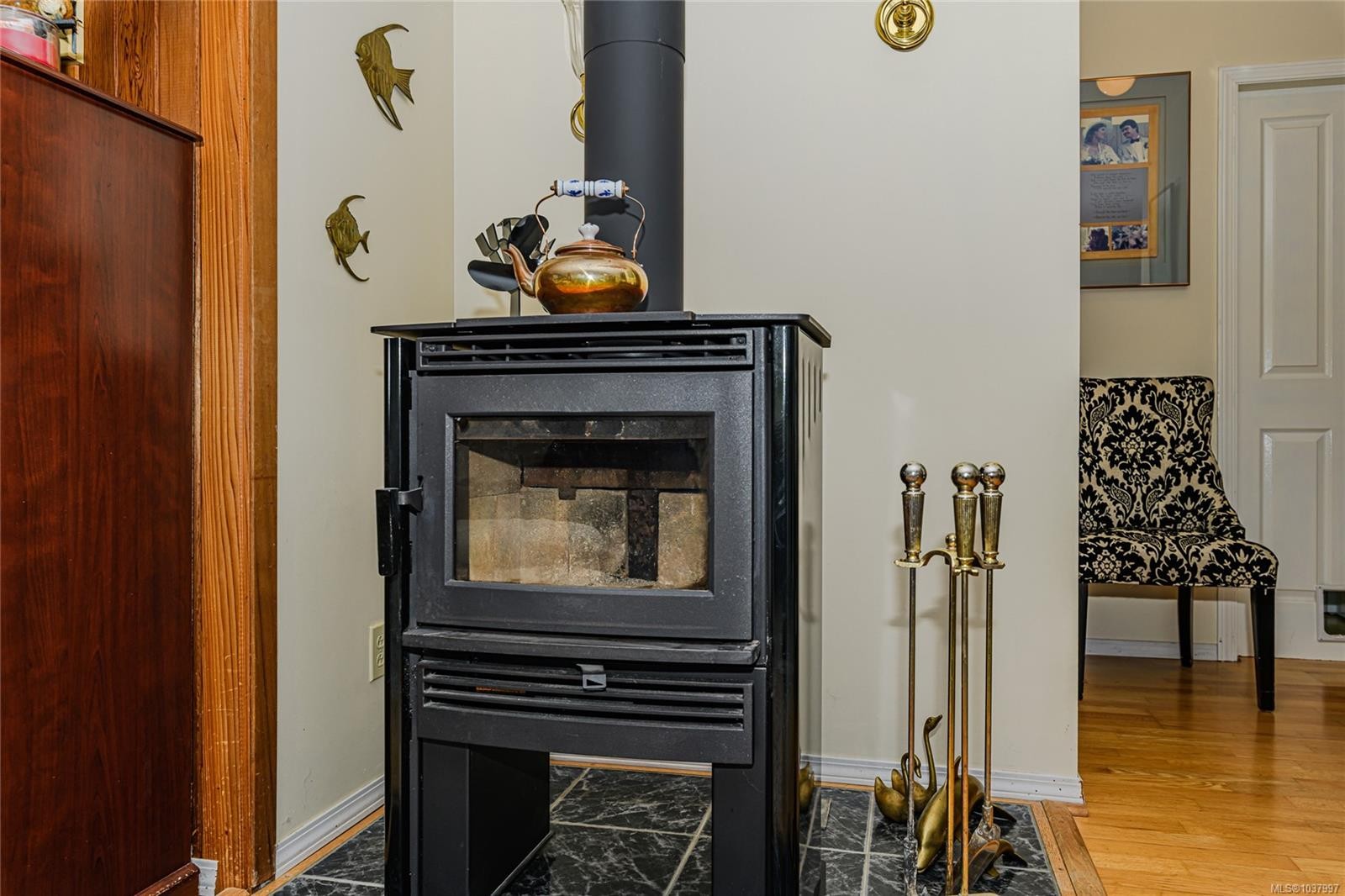 









105


Byron

Rd,
Salt Spring,




BC
V8K 1C8

