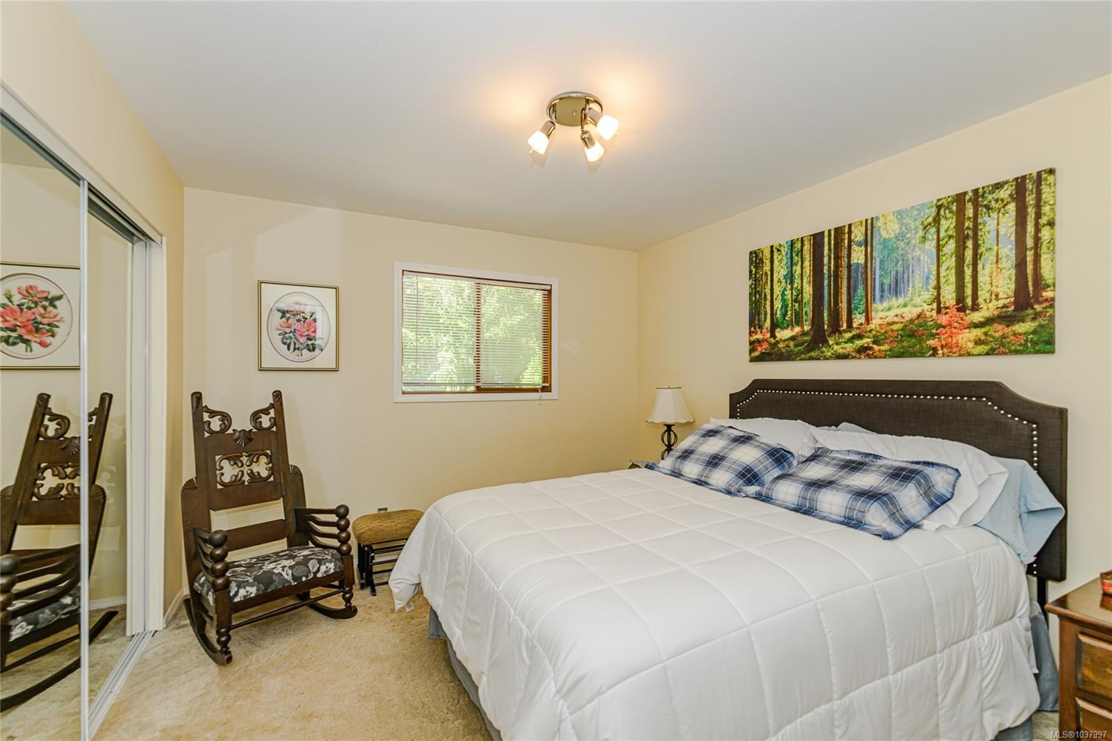 









105


Byron

Rd,
Salt Spring,




BC
V8K 1C8


