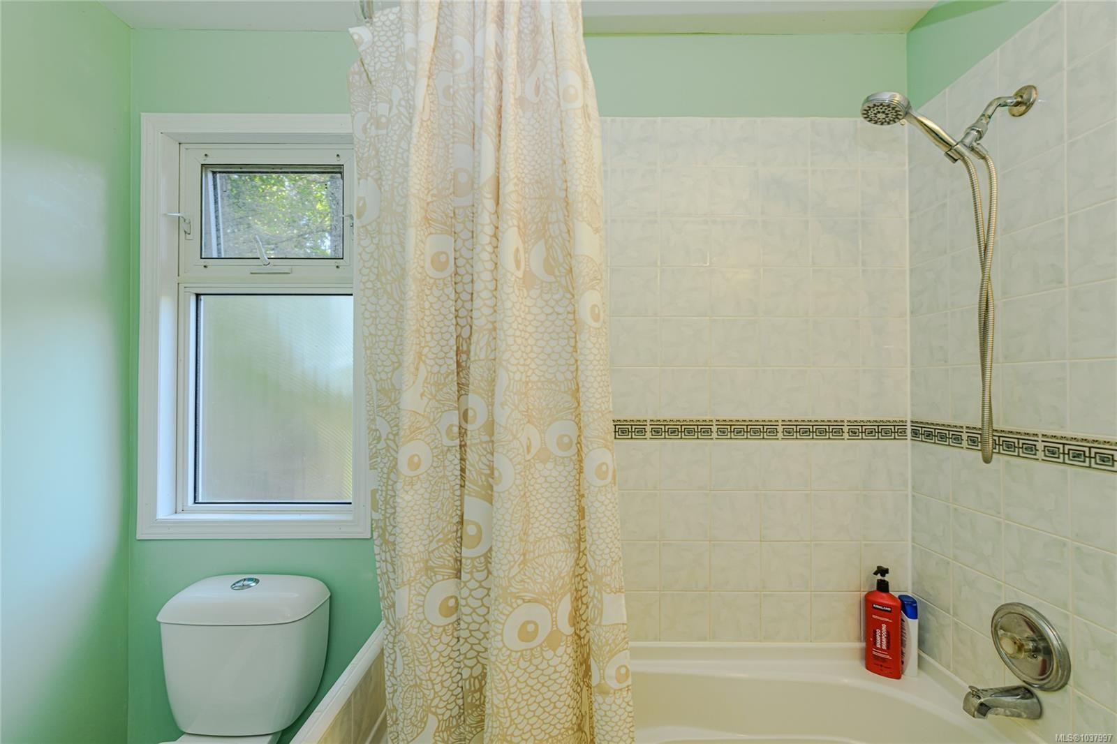 









105


Byron

Rd,
Salt Spring,




BC
V8K 1C8

