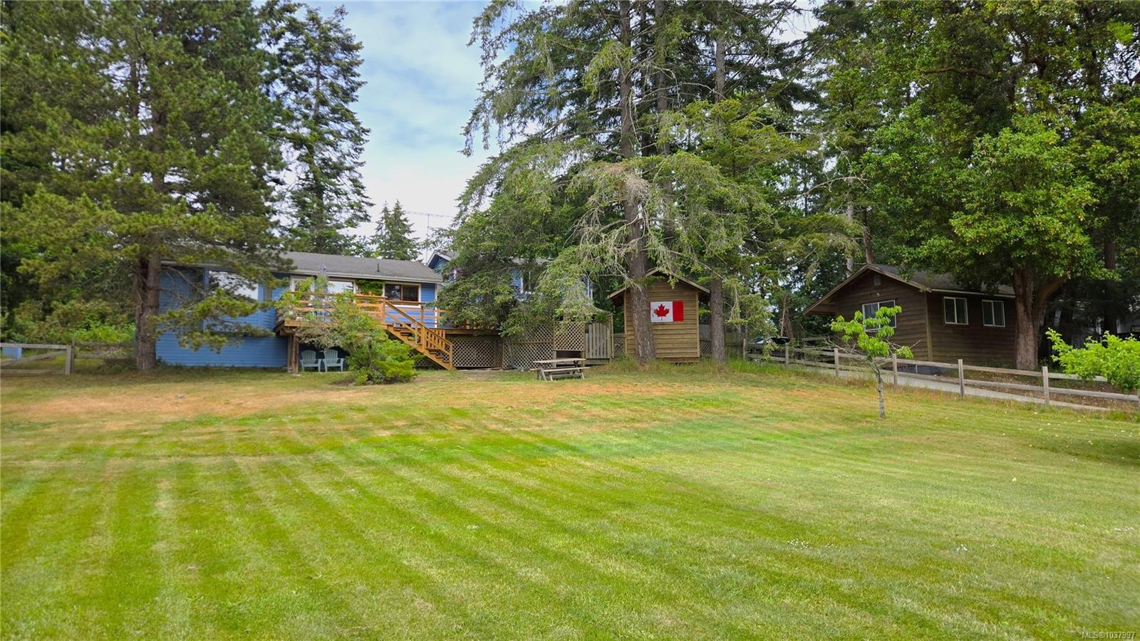 









105


Byron

Rd,
Salt Spring,




BC
V8K 1C8

