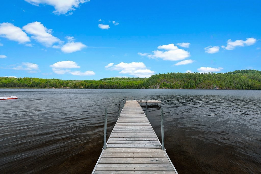 









384


Ch. du Lac-de-la-Truite

,
Mansfield-et-Pontefract,




QC
J0X1R0


