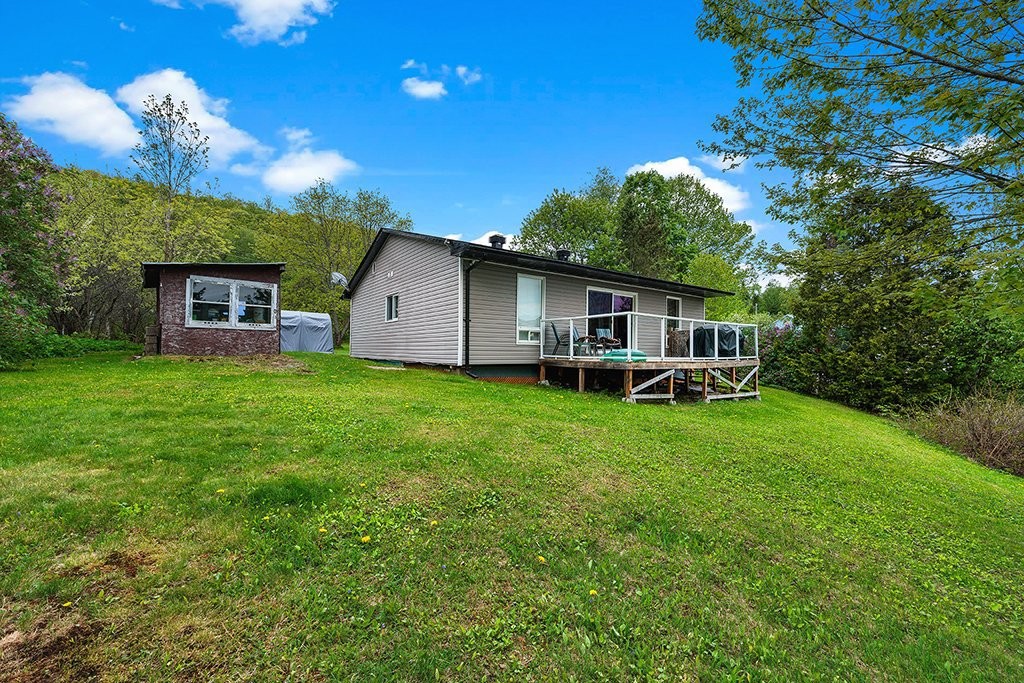 









384


Ch. du Lac-de-la-Truite

,
Mansfield-et-Pontefract,




QC
J0X1R0

