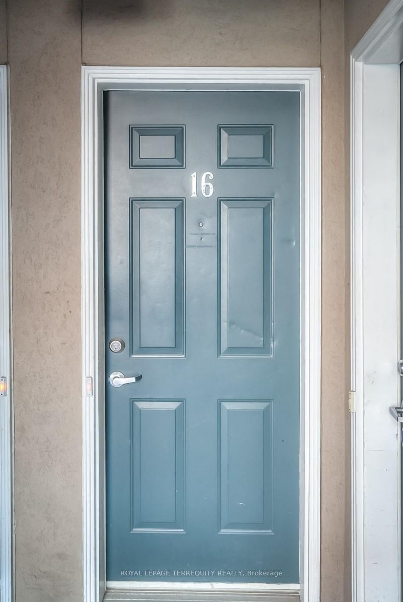 









100


Redpath

Avenue, 16,
Toronto,




ON
M4S 2J7

