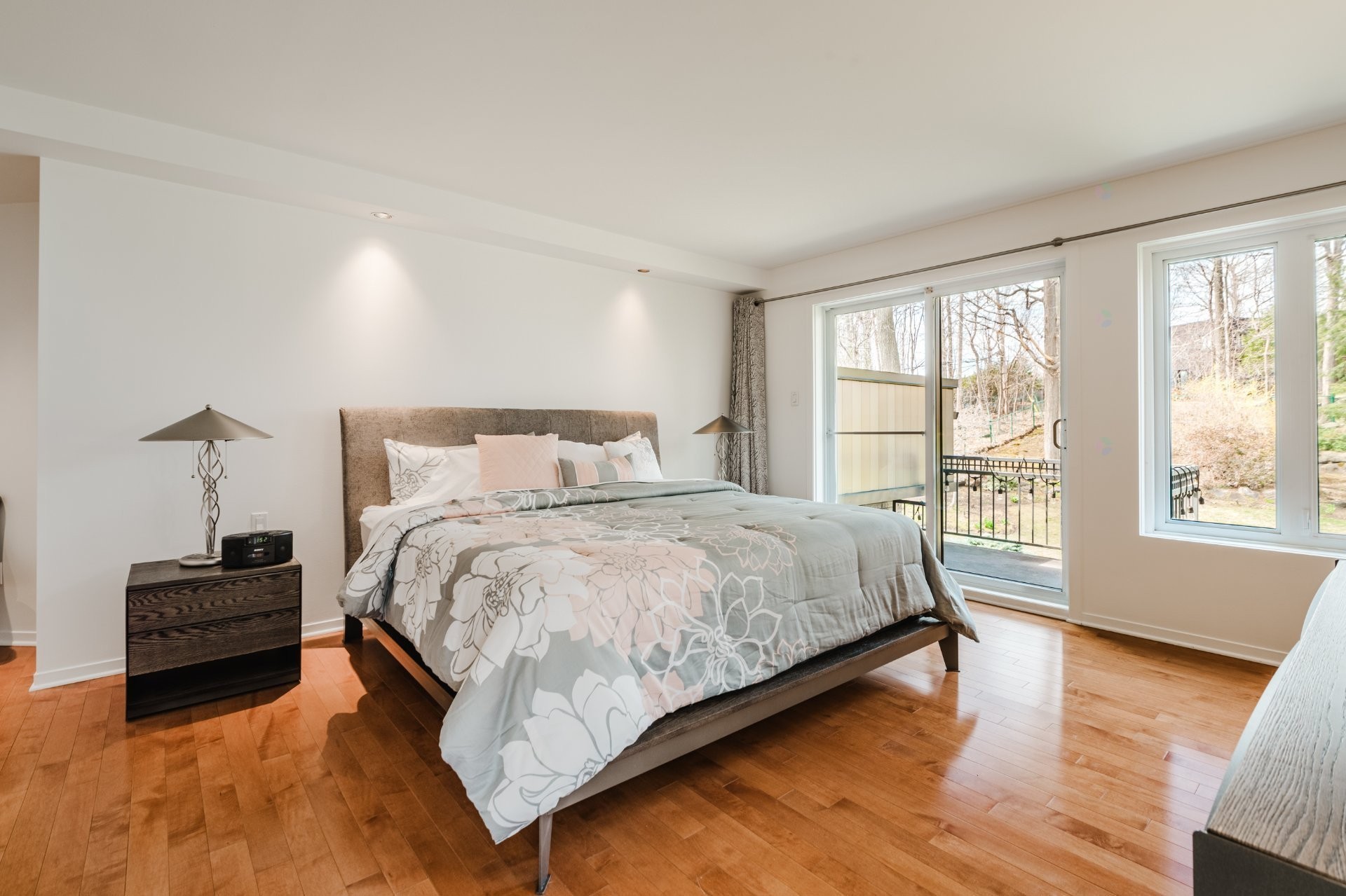 









1495


Rue des Alouettes

,
Saint-Bruno-de-Montarville,




QC
J3V6E4

